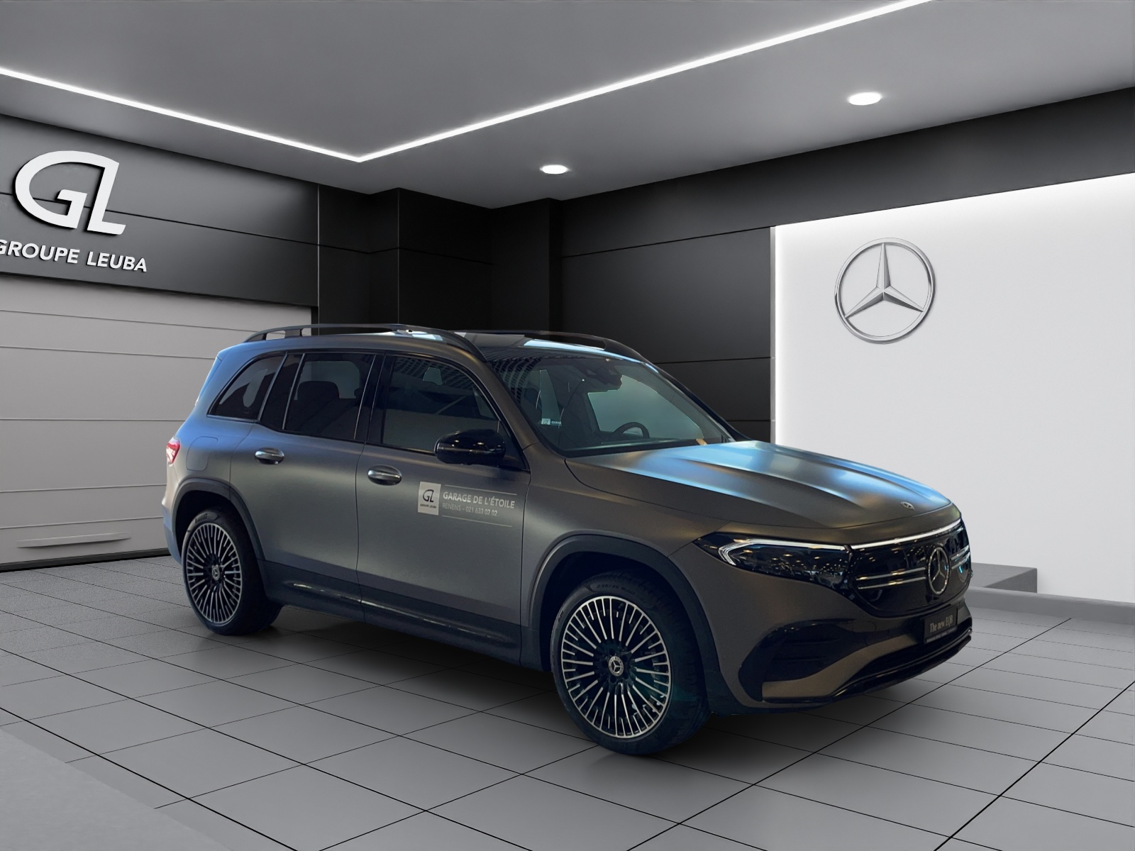 MERCEDES-BENZ EQB 300 4Matic Swiss Star