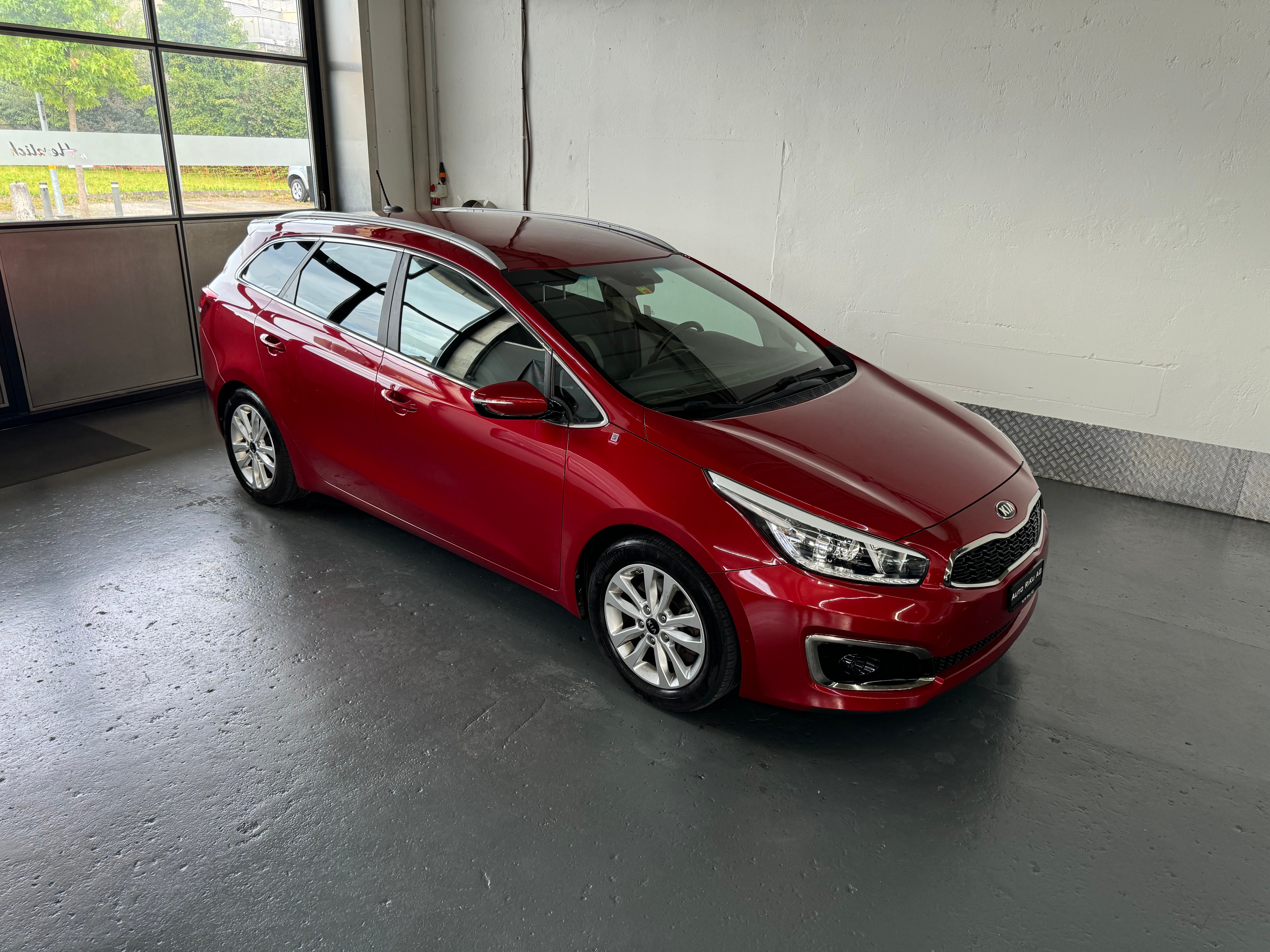 KIA Ceed Sportswagon 1.6 GDi Trend DCT