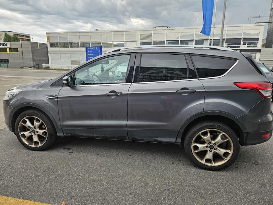 FORD Kuga 1.6 SCTi Titanium S 4WD Automatic