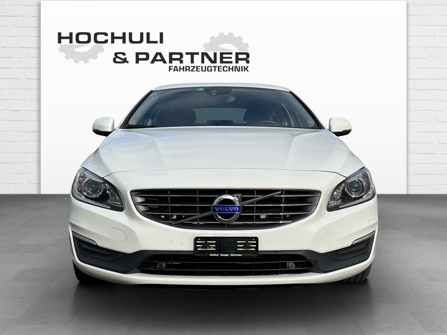 VOLVO V60 D4 Momentum Geartronic