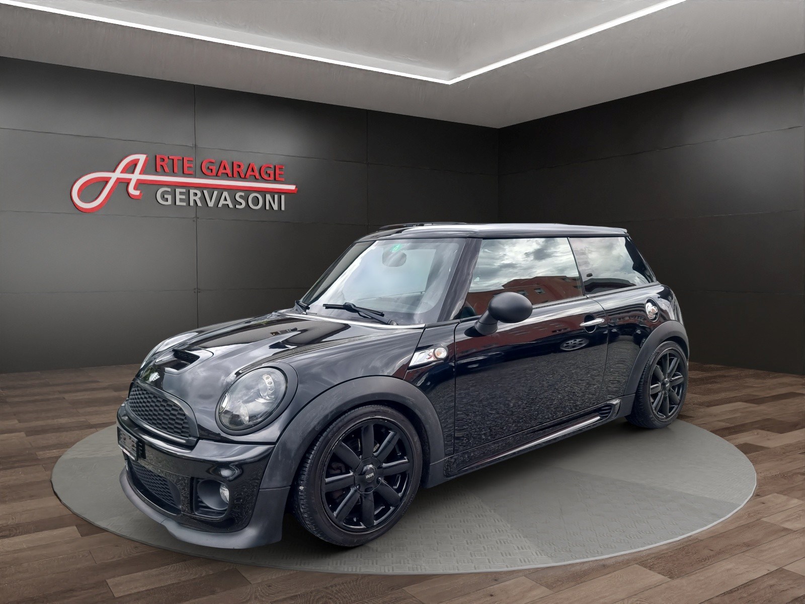 MINI Cooper S John Cooper Works