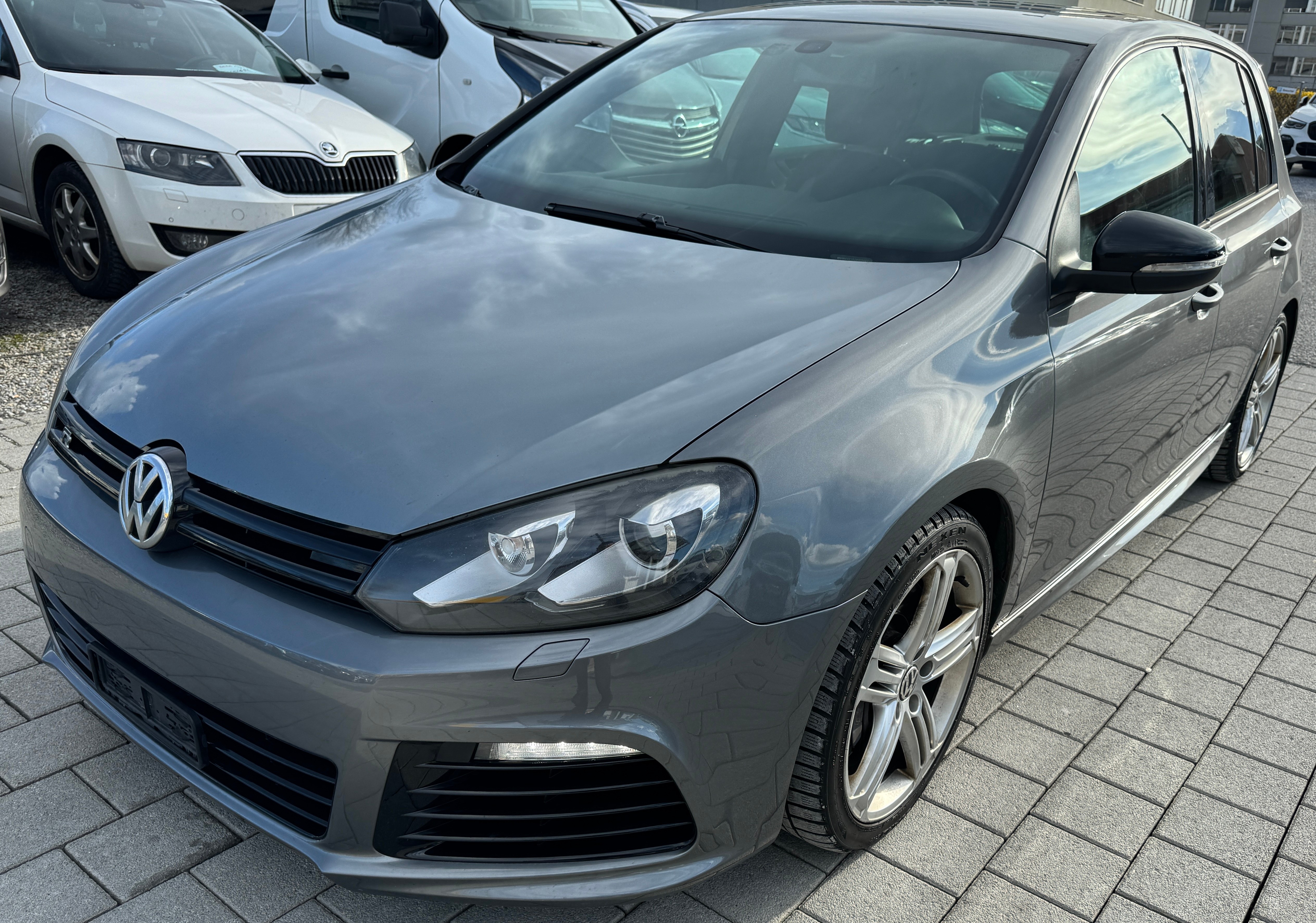 VW Golf 2.0 TSI R 4Motion