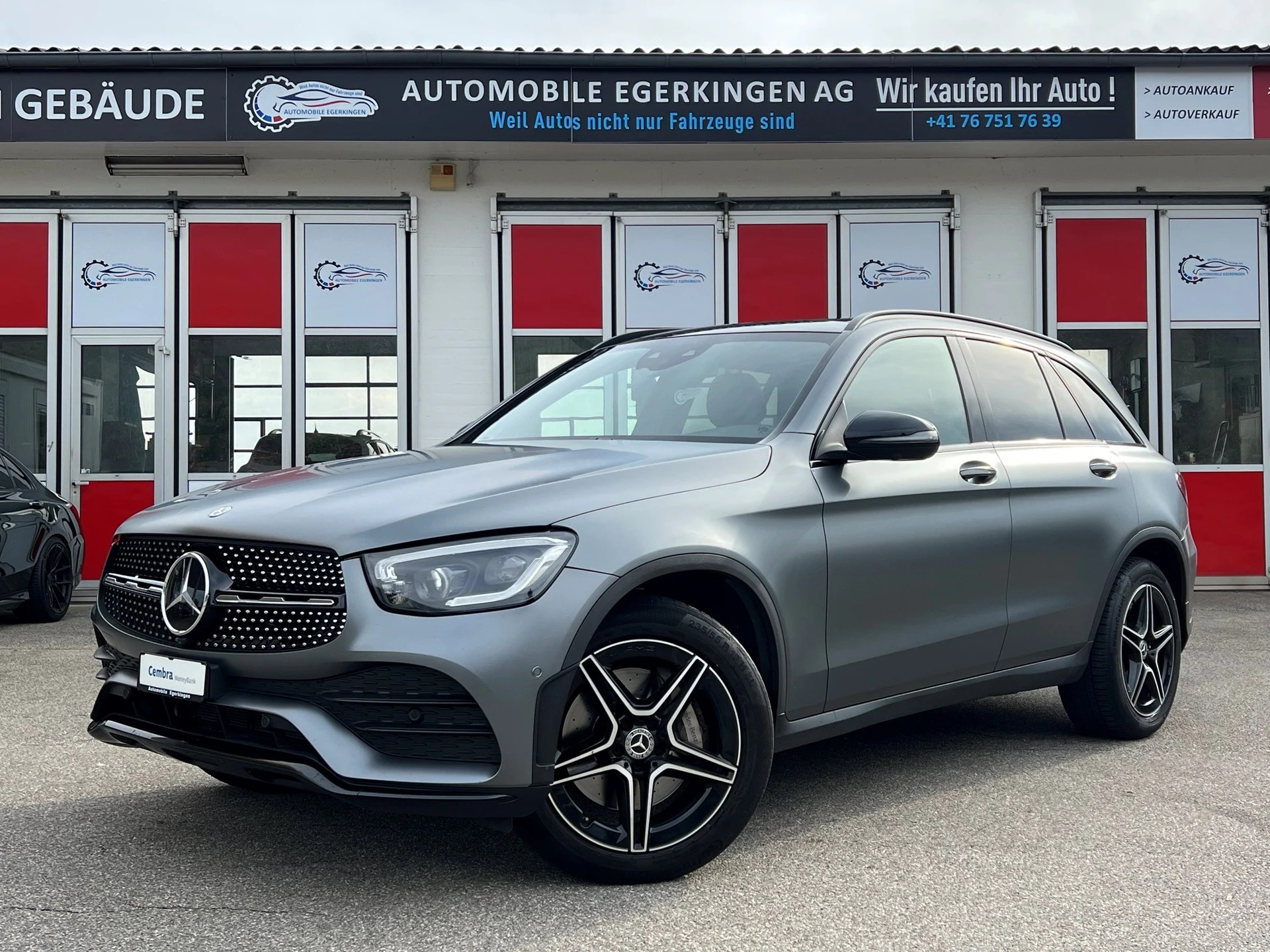 MERCEDES-BENZ GLC 200 AMG Line 4Matic 9G-Tronic