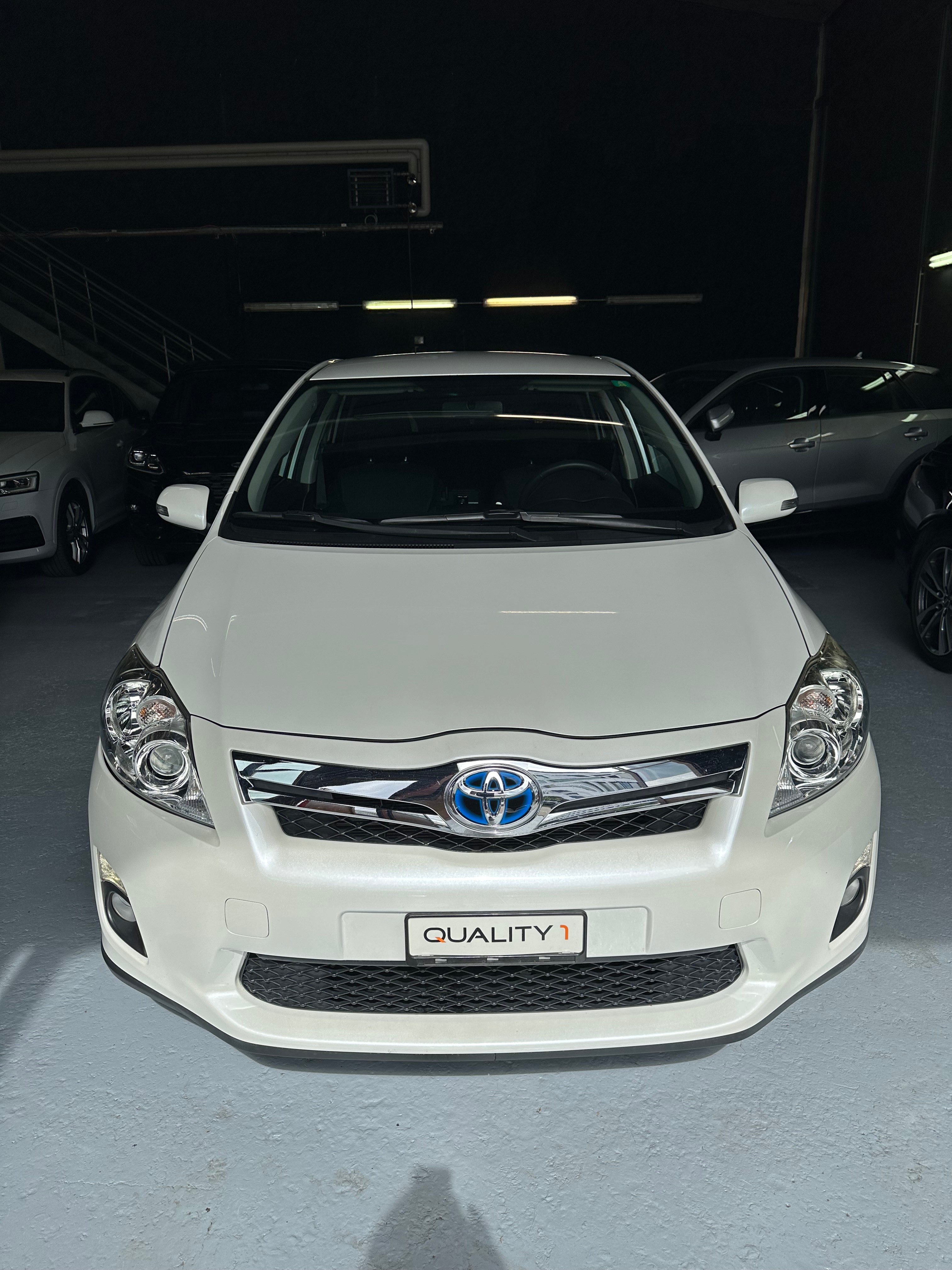 TOYOTA Auris 1.8 16V HSD Linea Luna