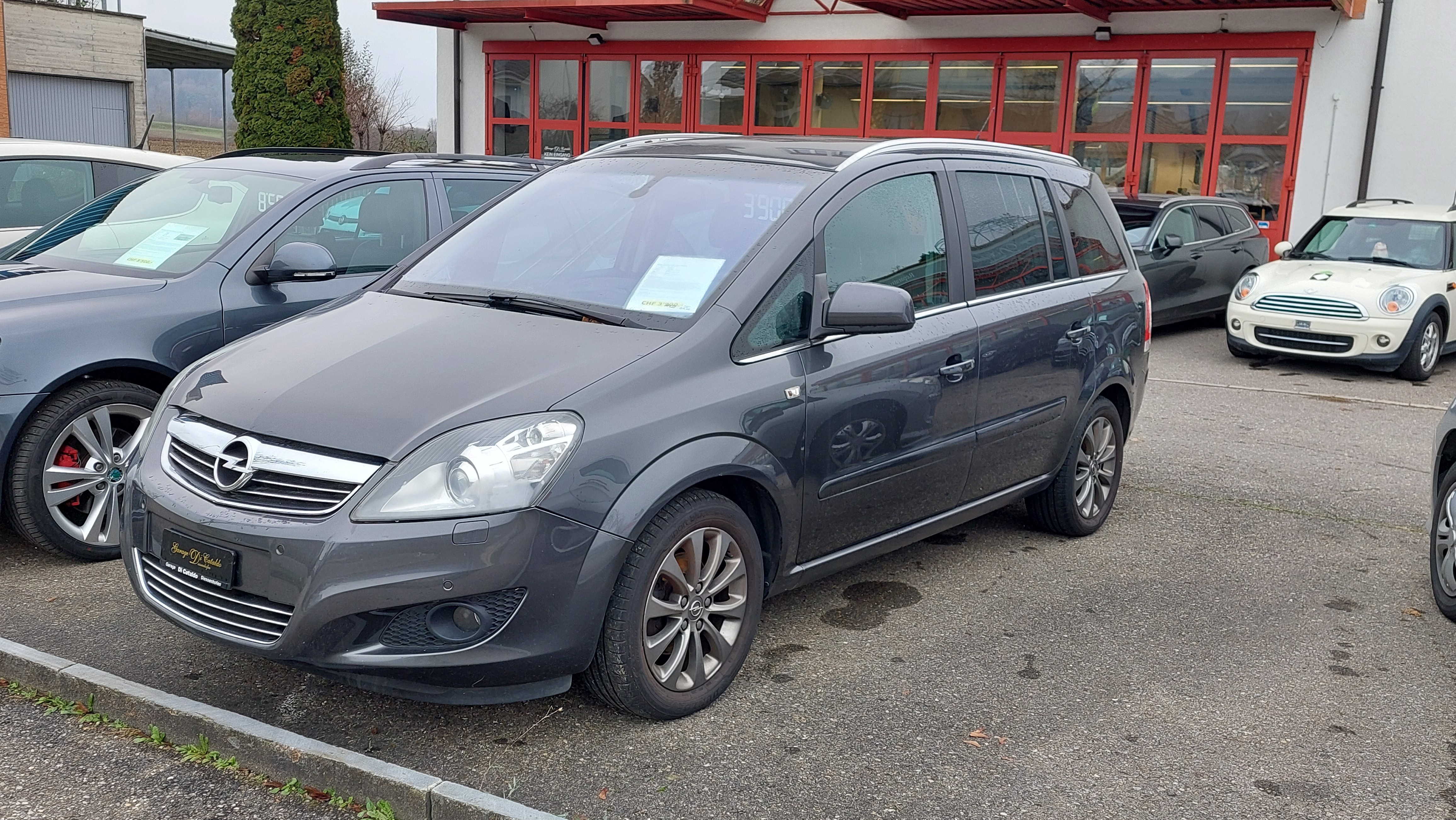 OPEL Zafira 1.8i 16V Cosmo