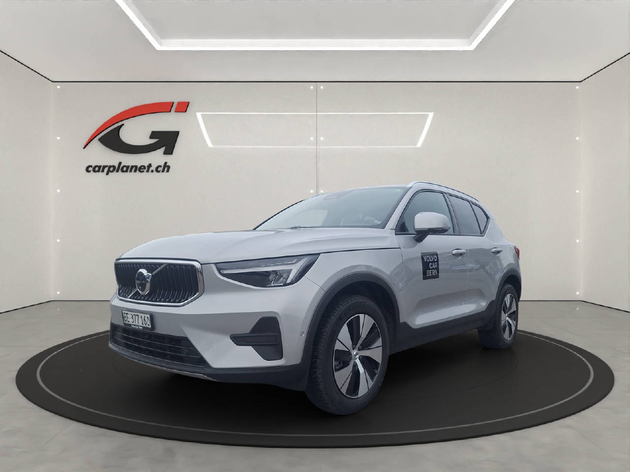 VOLVO XC40 2.0 B3 MH Core XCITE