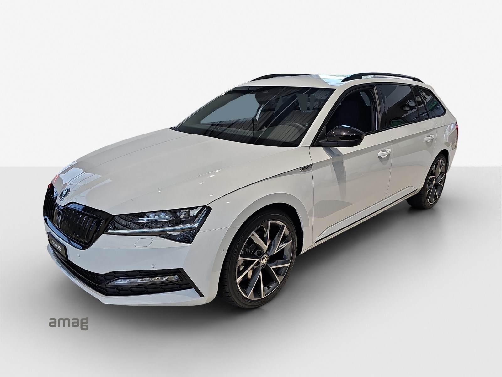 SKODA Superb Combi 2.0 TDi SportLine 4x4 DSG