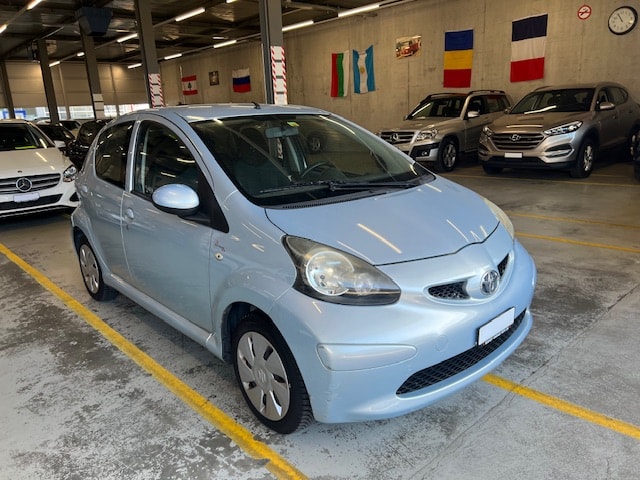 TOYOTA Aygo 1.0 Linea Luna Cool