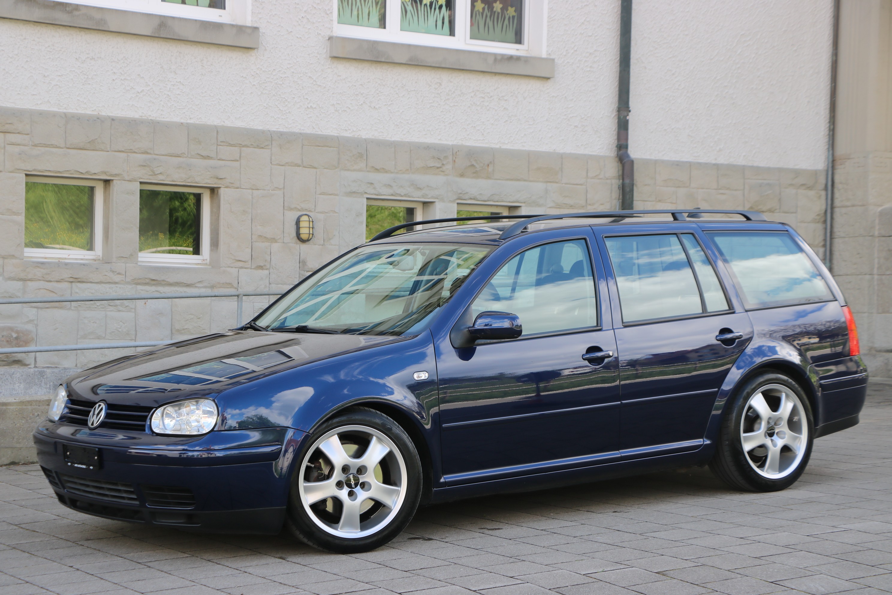 VW Golf Variant 2.8 Highline 4Motion