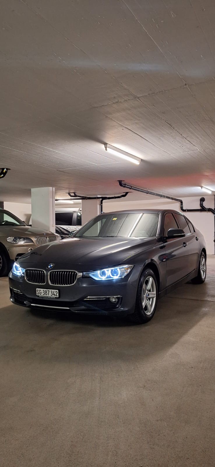 BMW 320d xDrive Luxury Line Steptronic