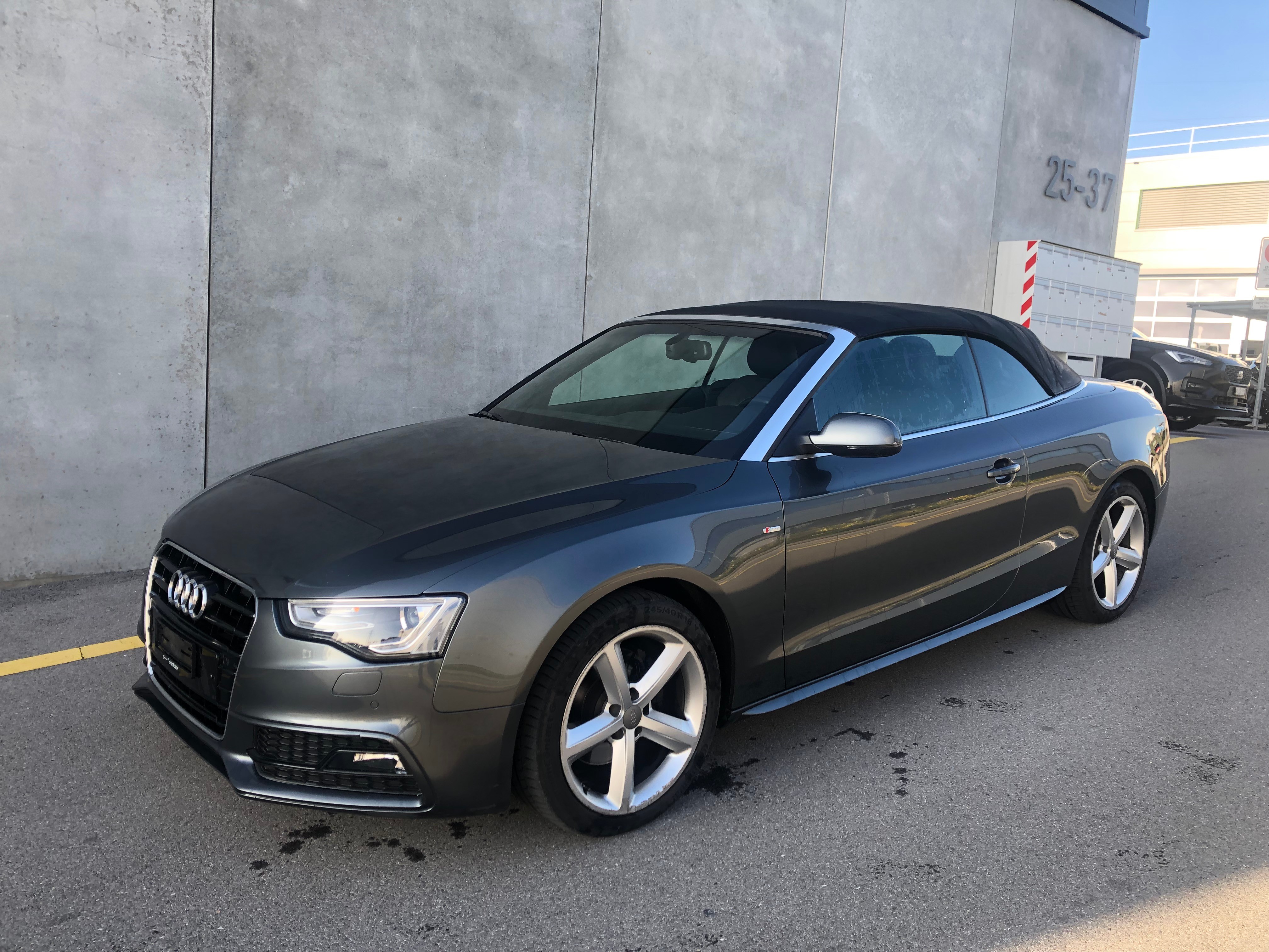 AUDI A5 Cabriolet 1.8 TFSI multitronic(32)(M)