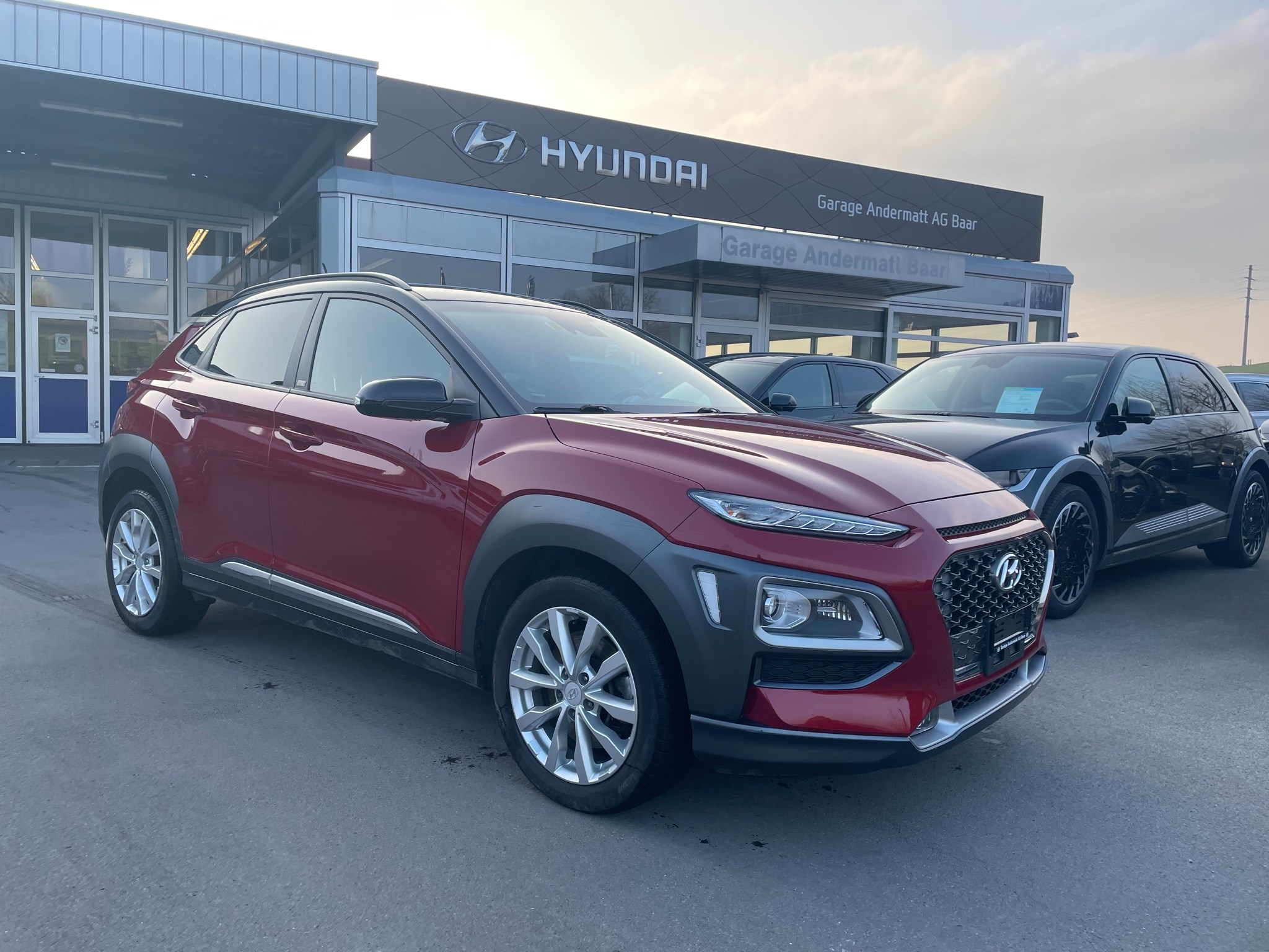 HYUNDAI Kona 1.6 T-GDi Amplia 4WD DCT