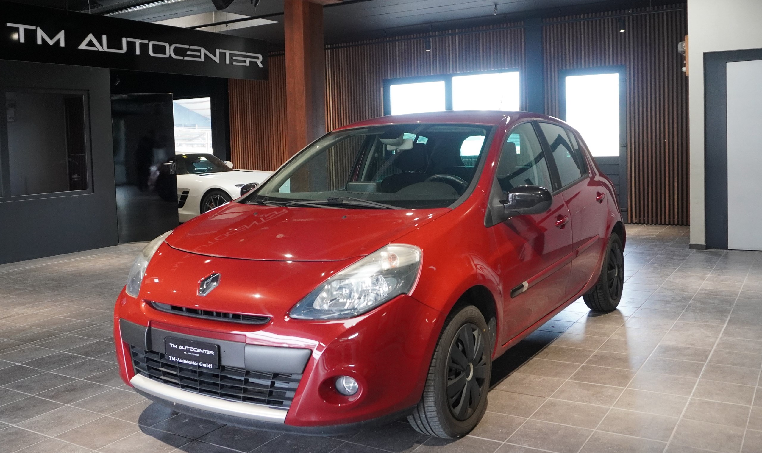 RENAULT Clio 1.2 16V Expression