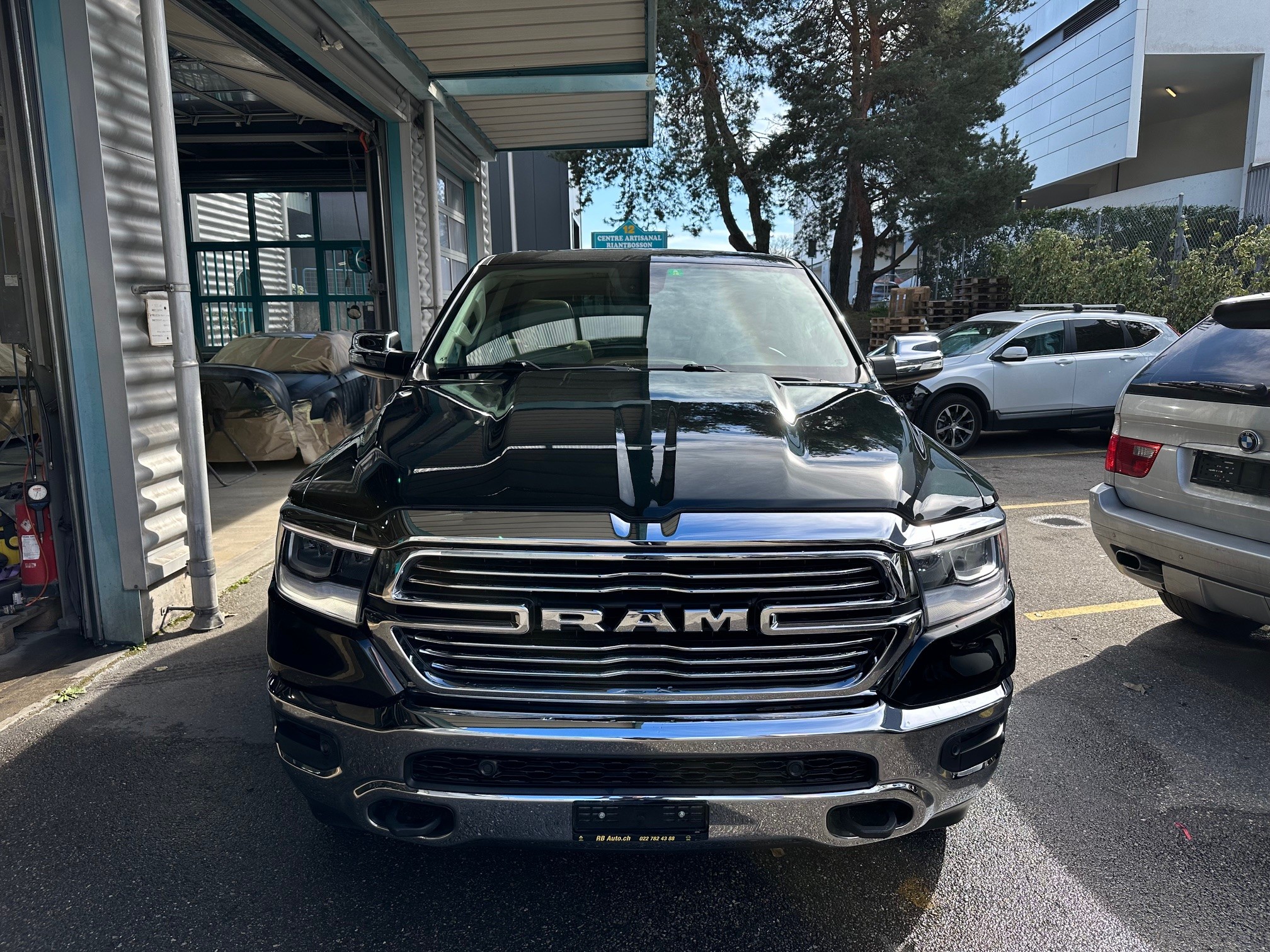 DODGE RAM 1500 Crew Cab Laramie 5.7 AWD