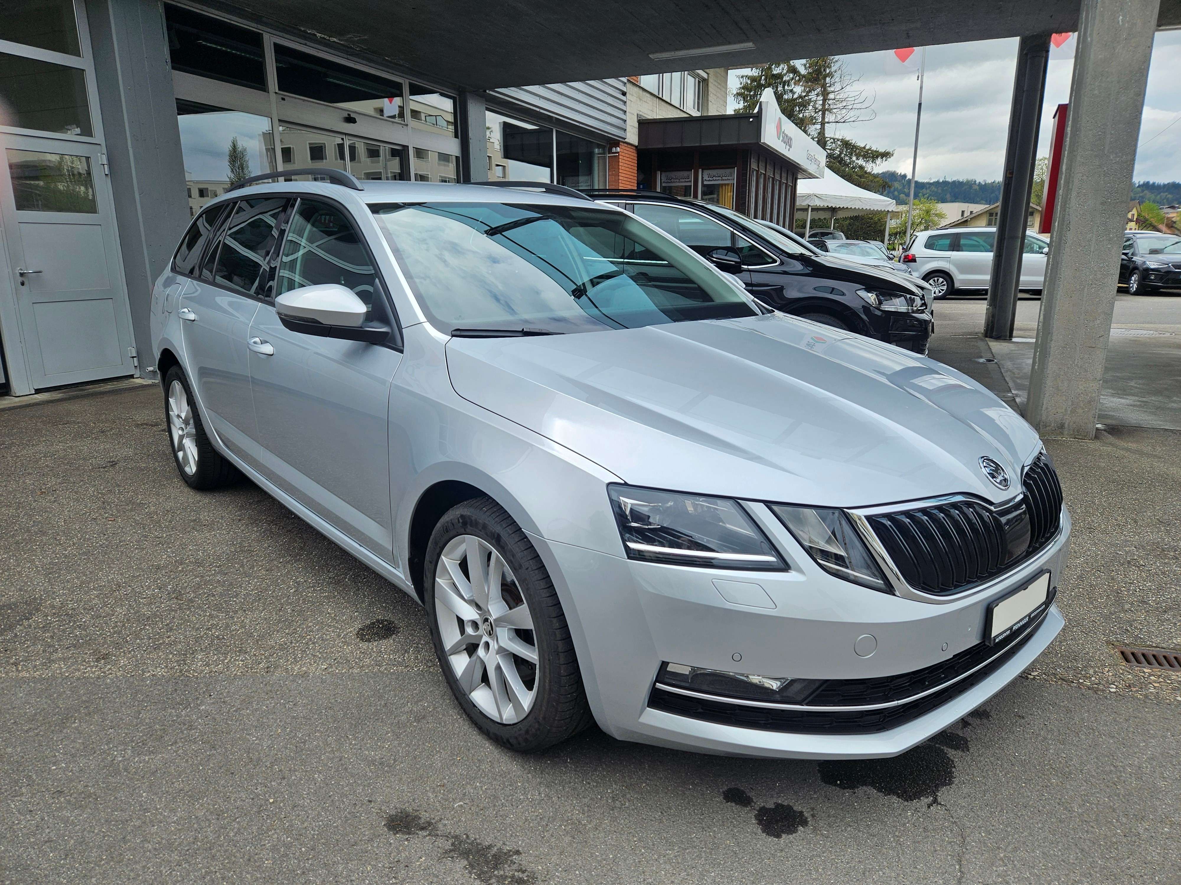 SKODA Octavia Combi 2.0 TDI Style 4x4 DSG