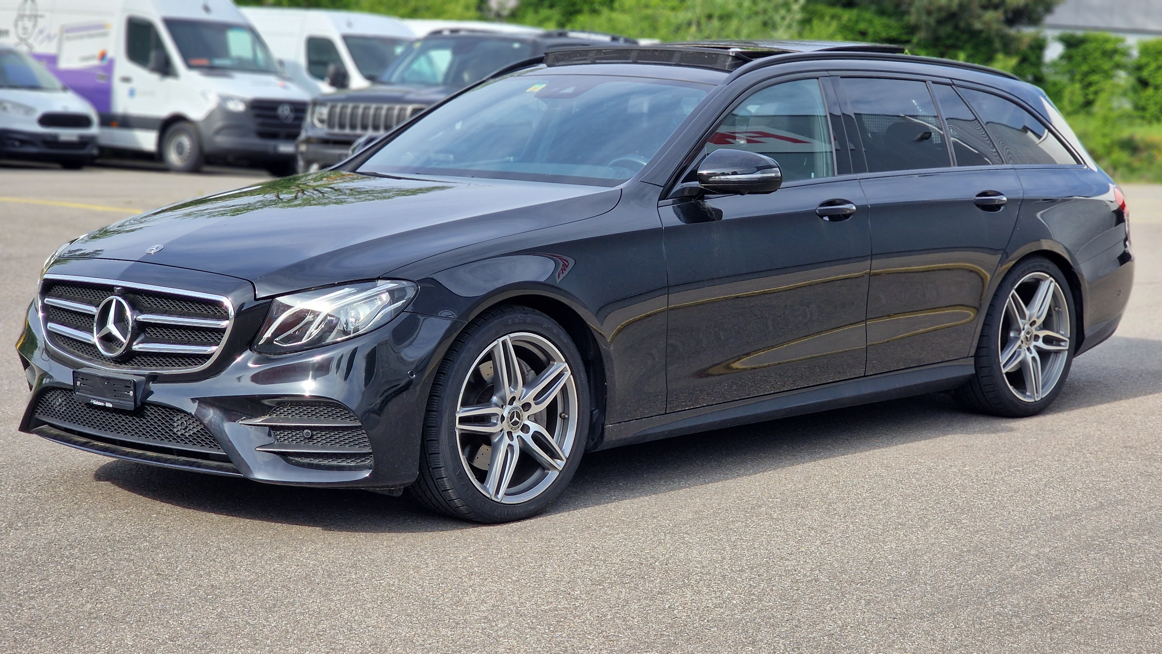 MERCEDES-BENZ E 220 d Swiss Star AMG Line 4Matic 9G-Tronic