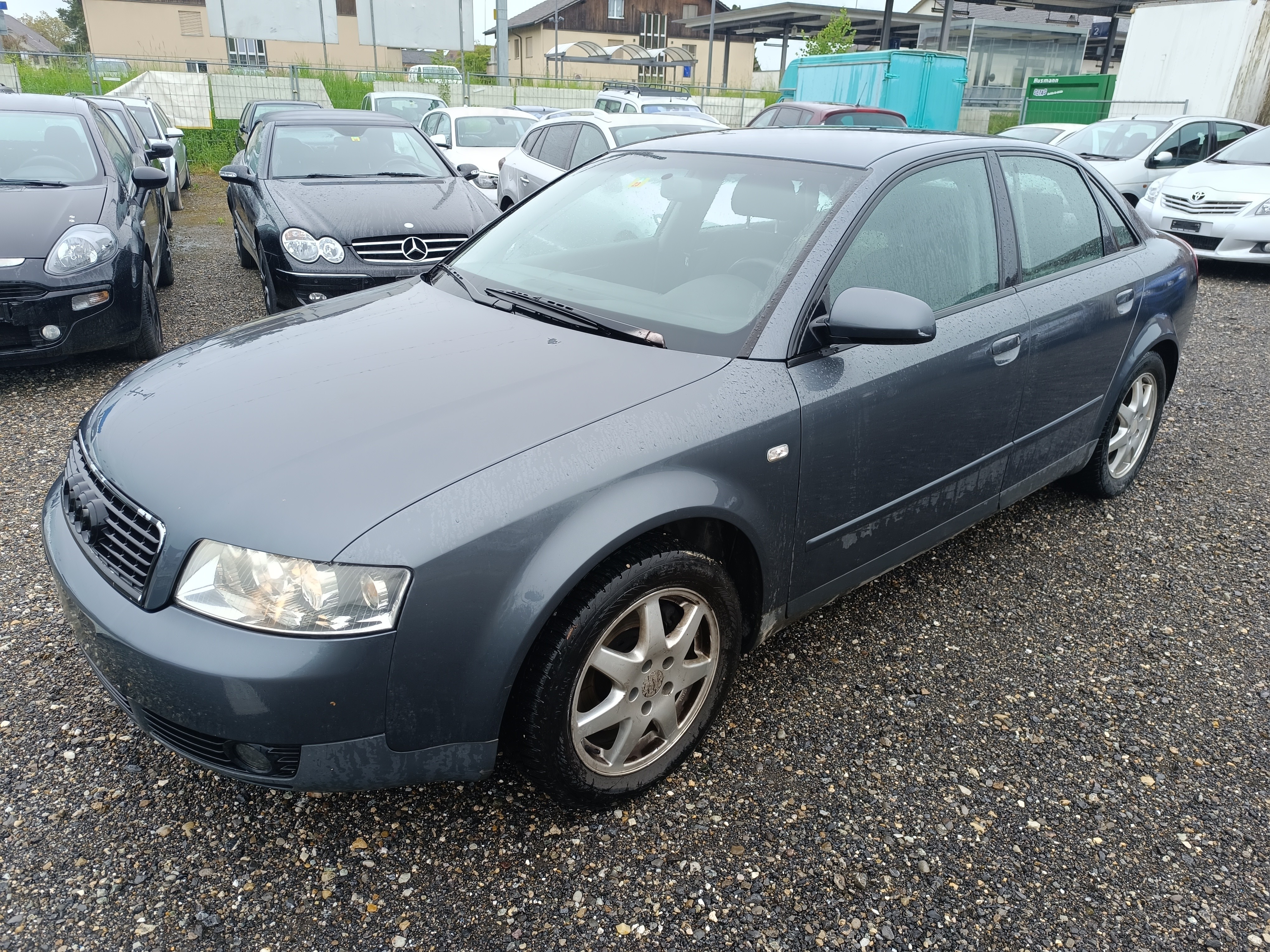 AUDI A4 2.4 V6