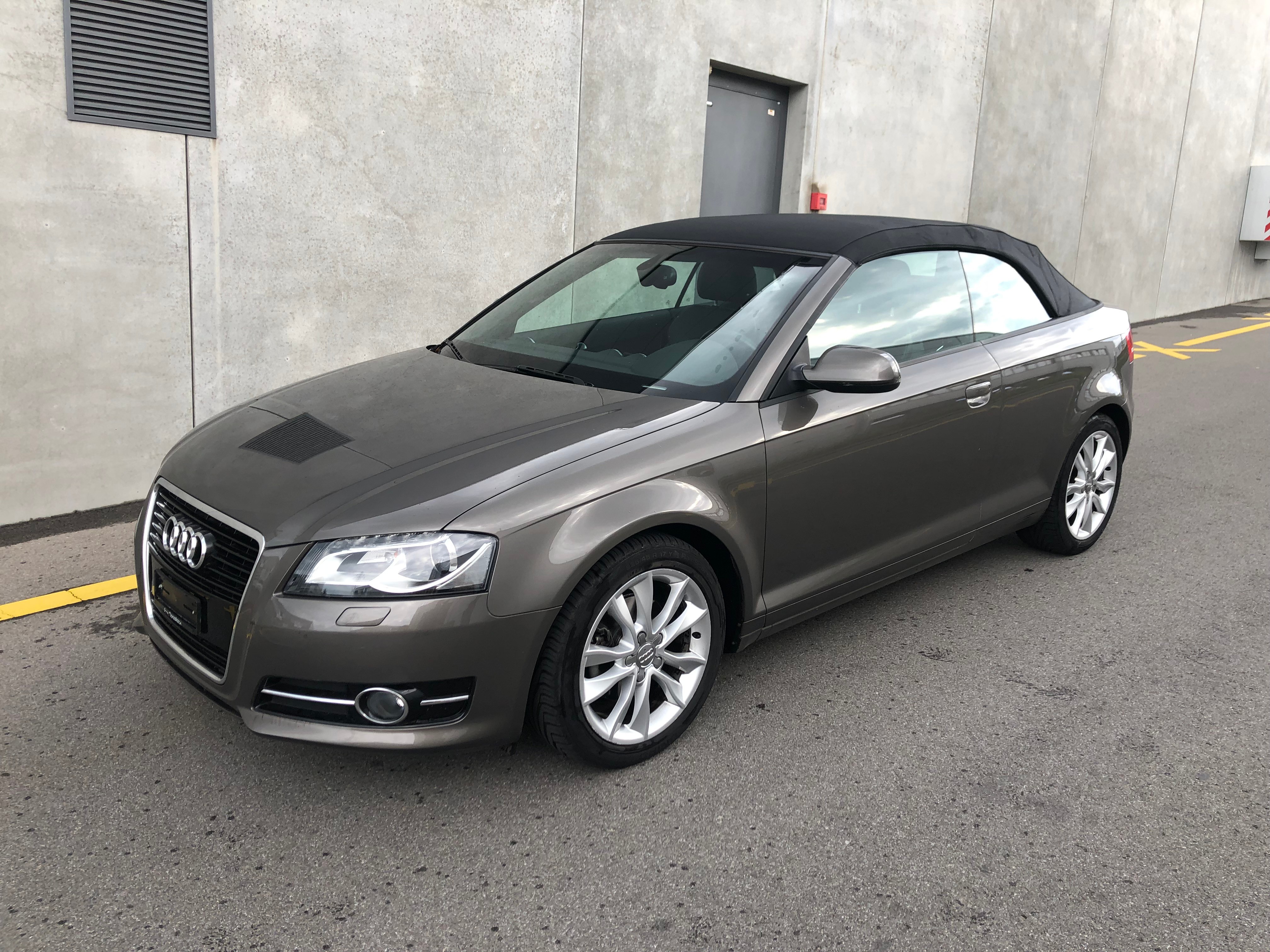 AUDI A3 Cabriolet 1.8 TFSI Ambition (16)