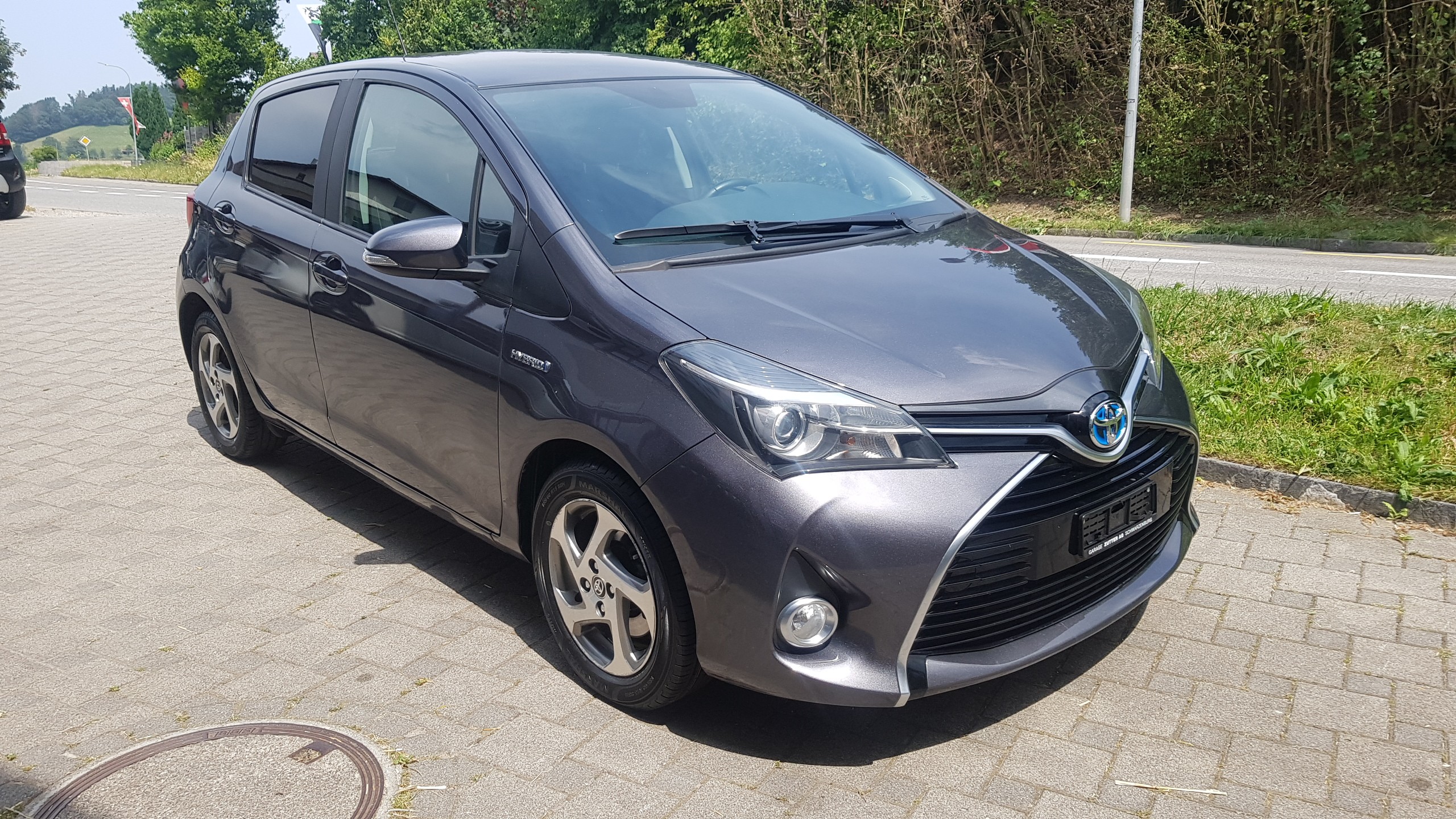 TOYOTA Yaris 1.5 VVT-i Hybrid Trend e-CVT