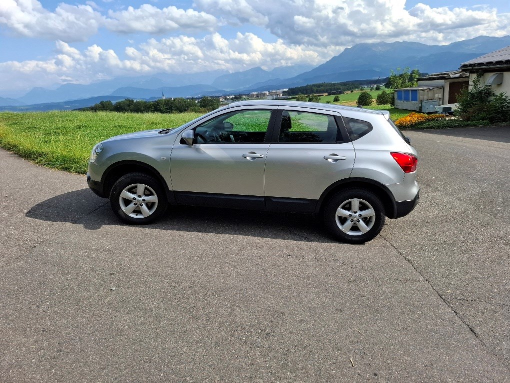 NISSAN Qashqai 2.0 dCi 4WD acenta