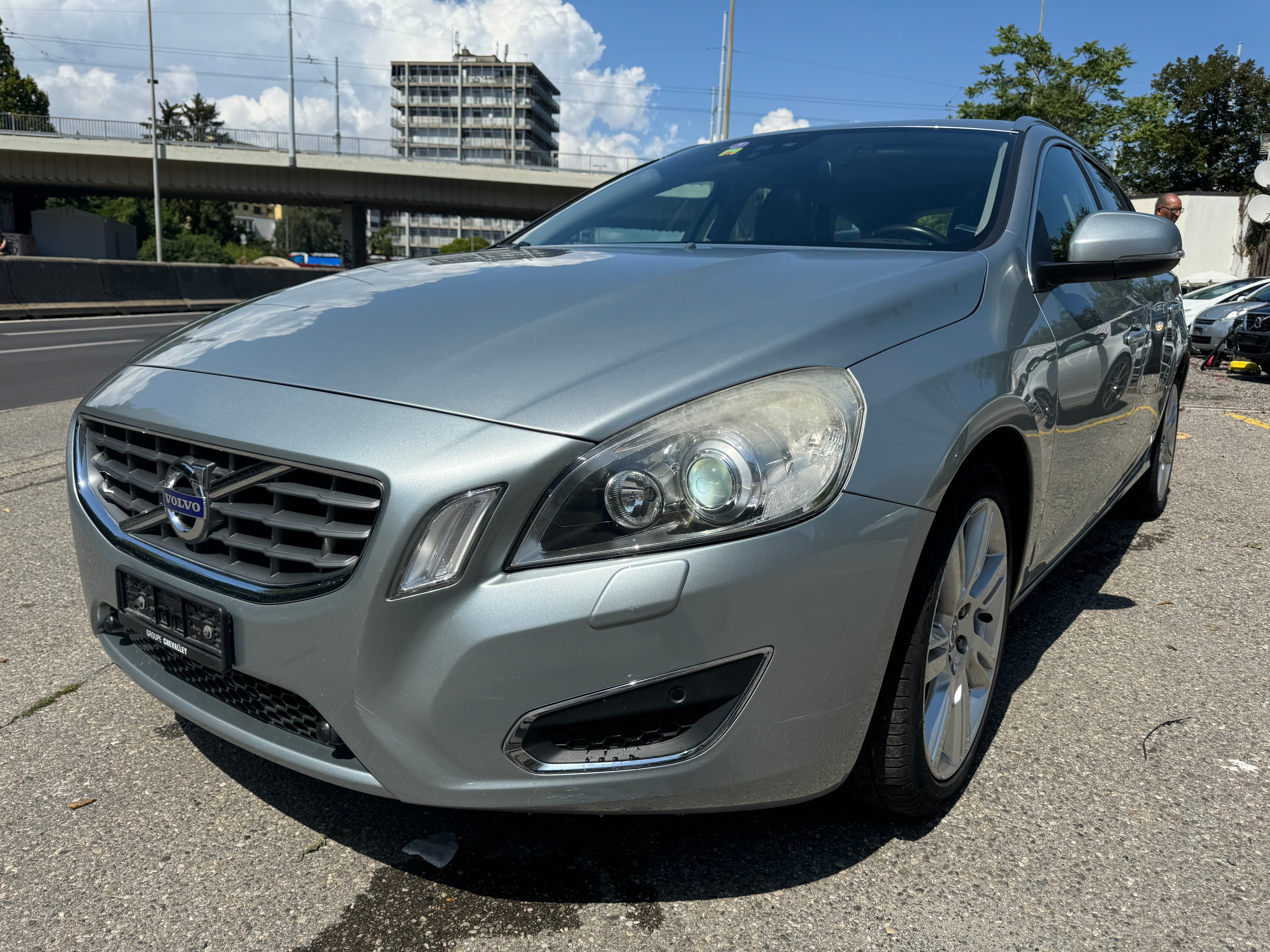 VOLVO V60 T4 Summum