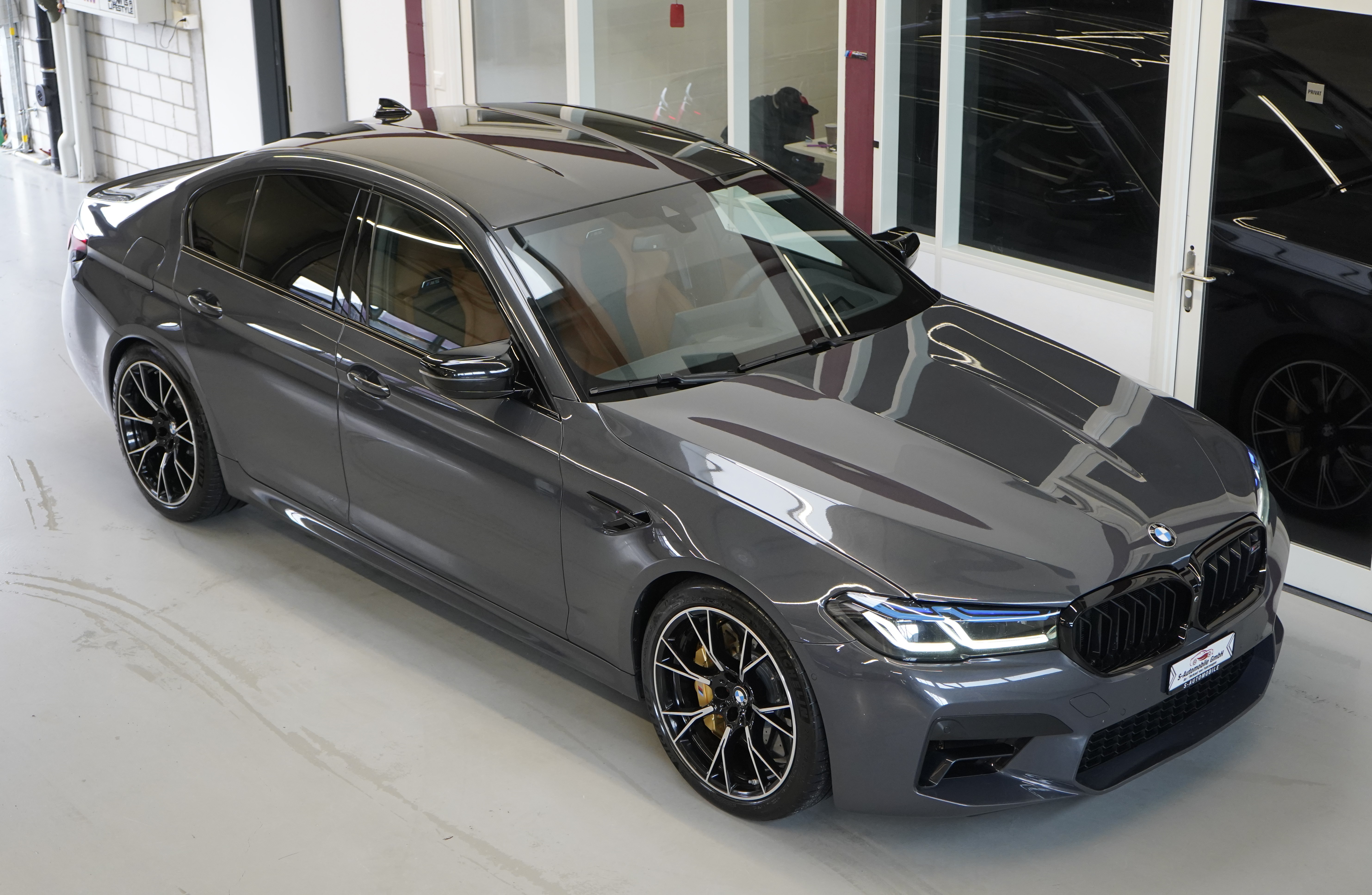 BMW M5 xDrive Competition Drivelogic