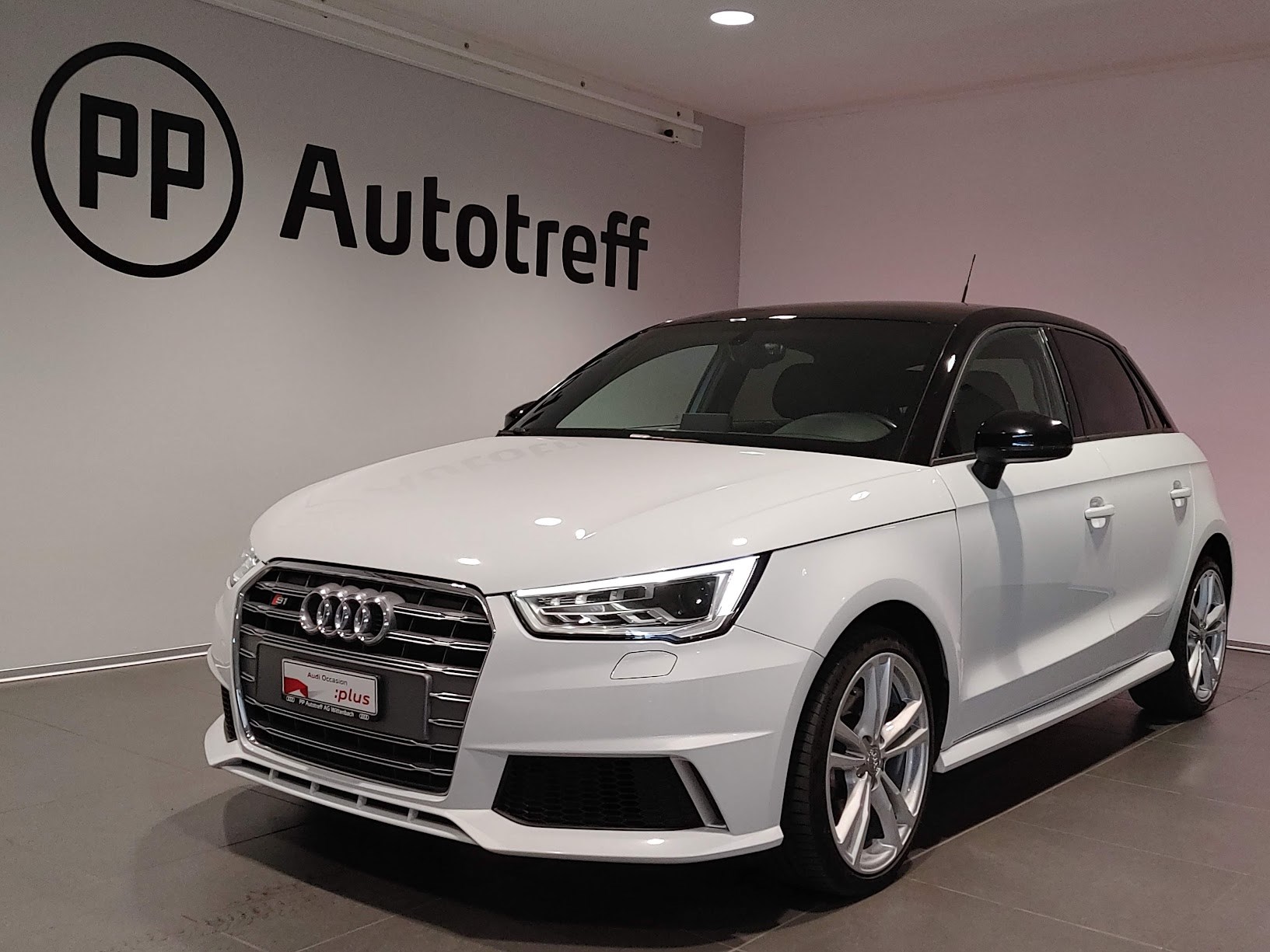 AUDI S1 Sportback 2.0 TFSI Sport quattro