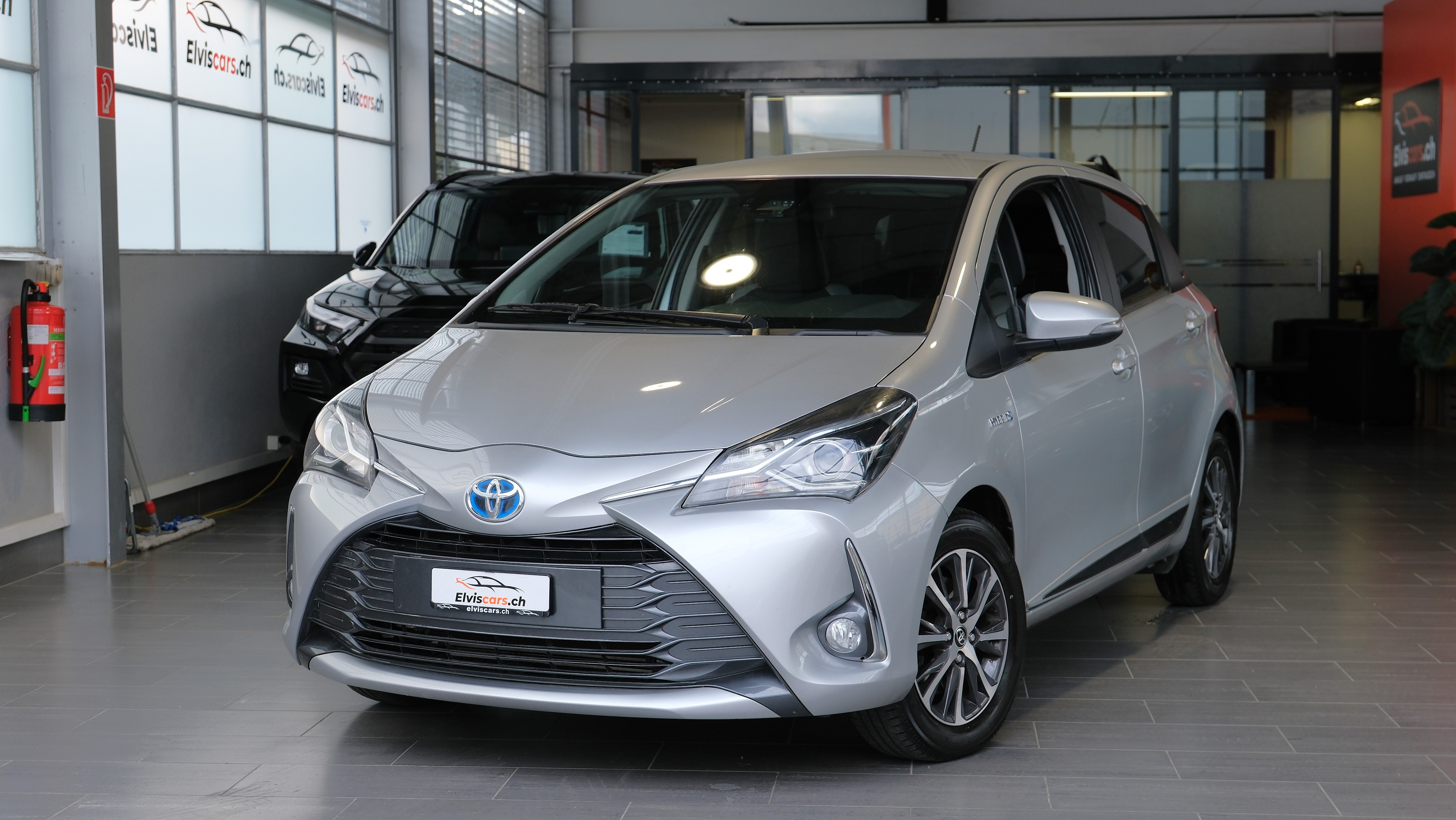 TOYOTA Yaris 1.5 VVT-i Hybrid Y20 e-CVT