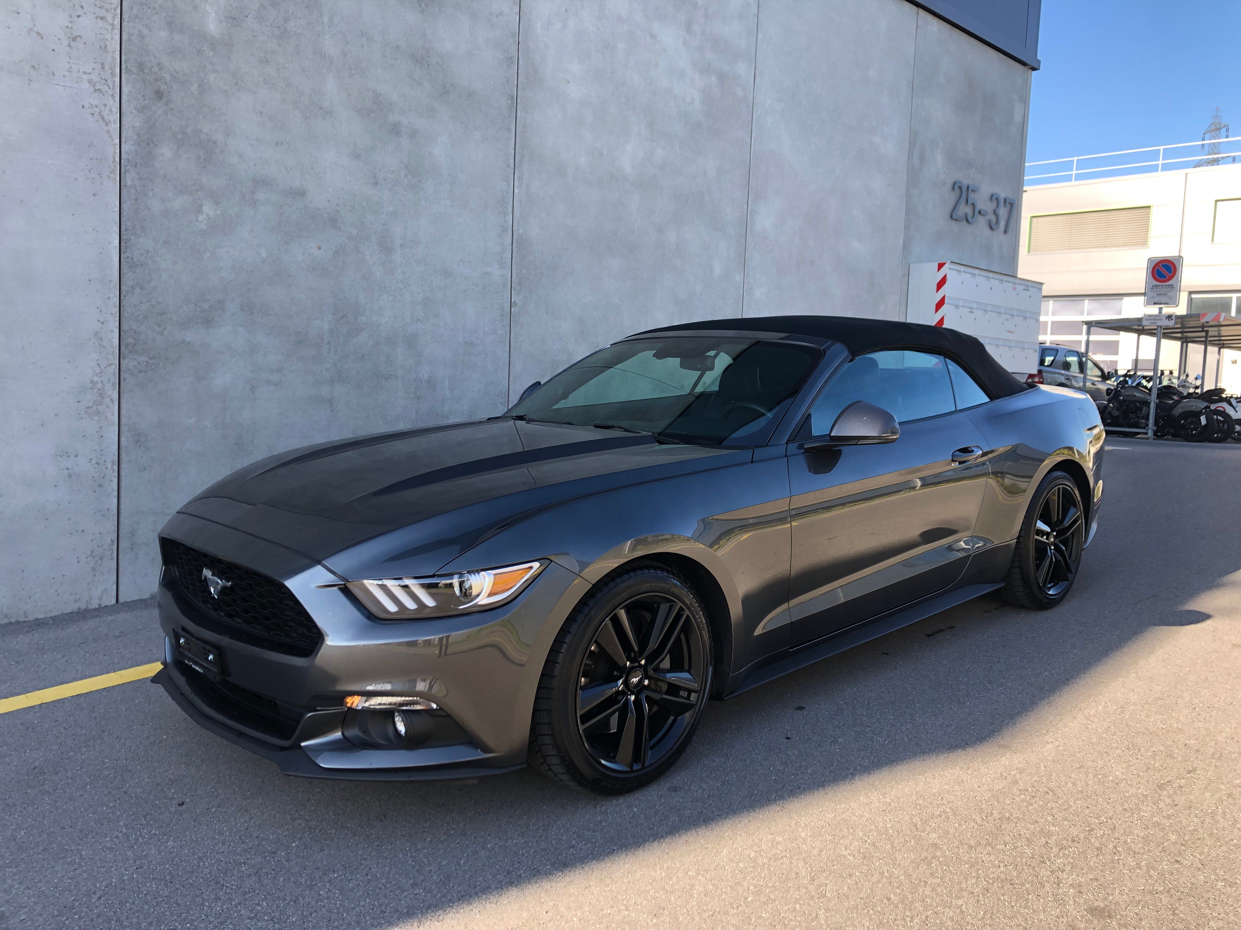 FORD Mustang Convertible 2.3 (11)