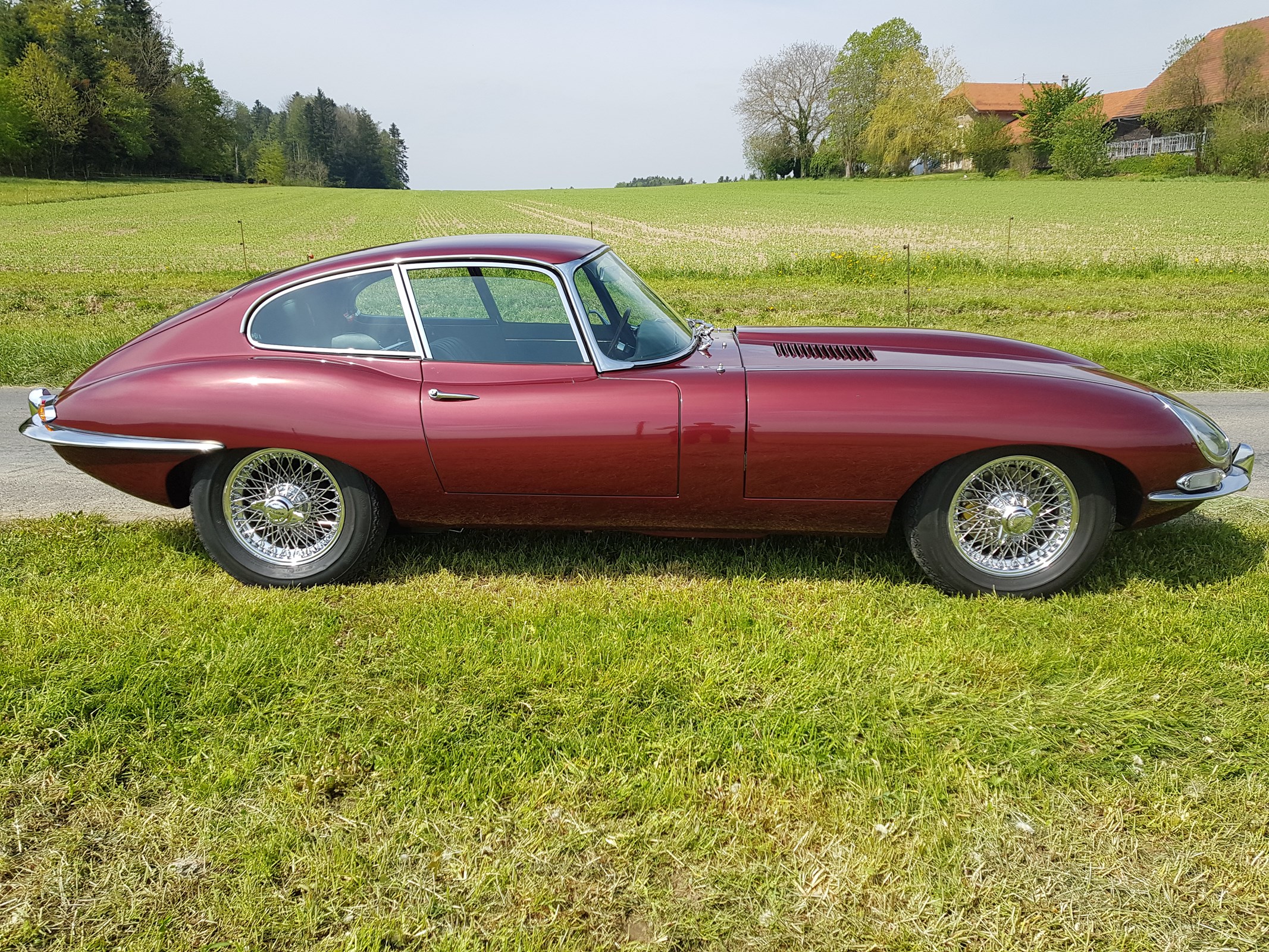 JAGUAR E-Type Serie 1.5 Coupé (FHC) totalement rénové / vollrestauration (Frame-Off)