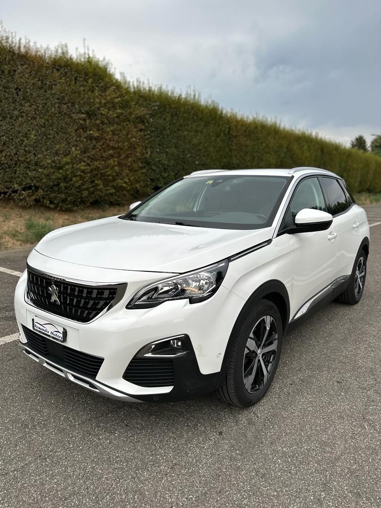 PEUGEOT 3008 1.2 PureTech Allure EAT