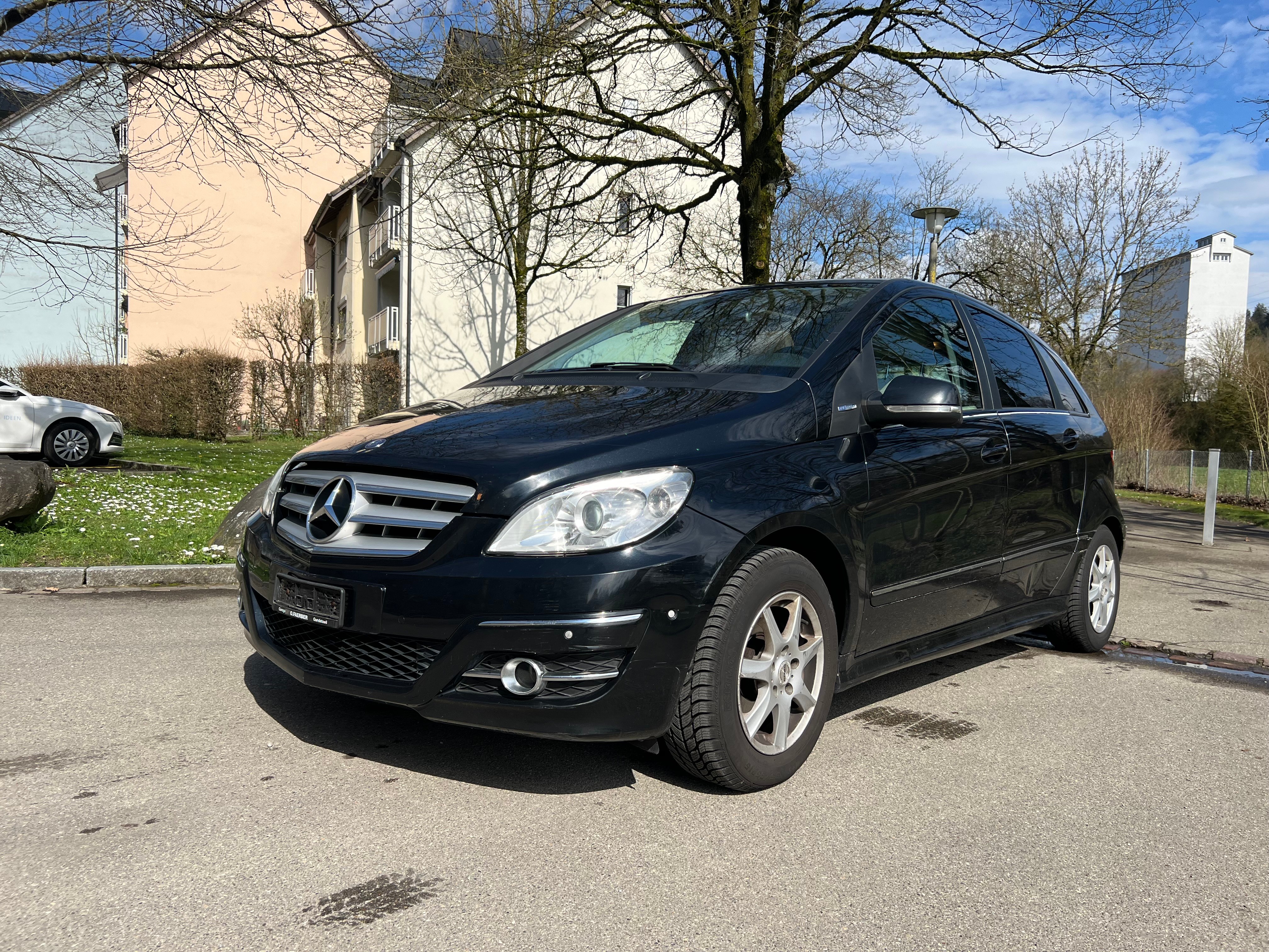 MERCEDES-BENZ B 180 (170) BlueEfficiency