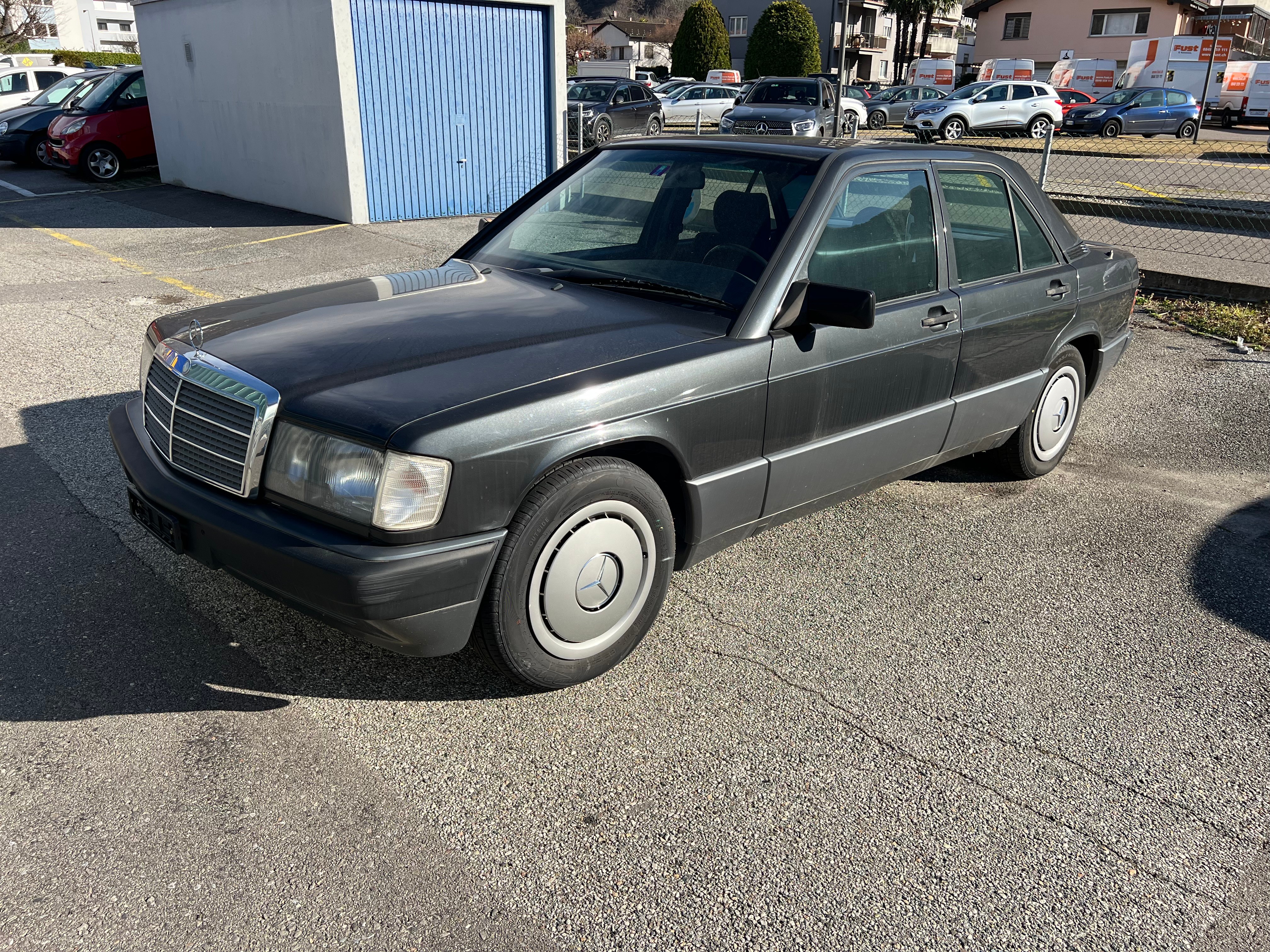 MERCEDES-BENZ 190 E 1.8