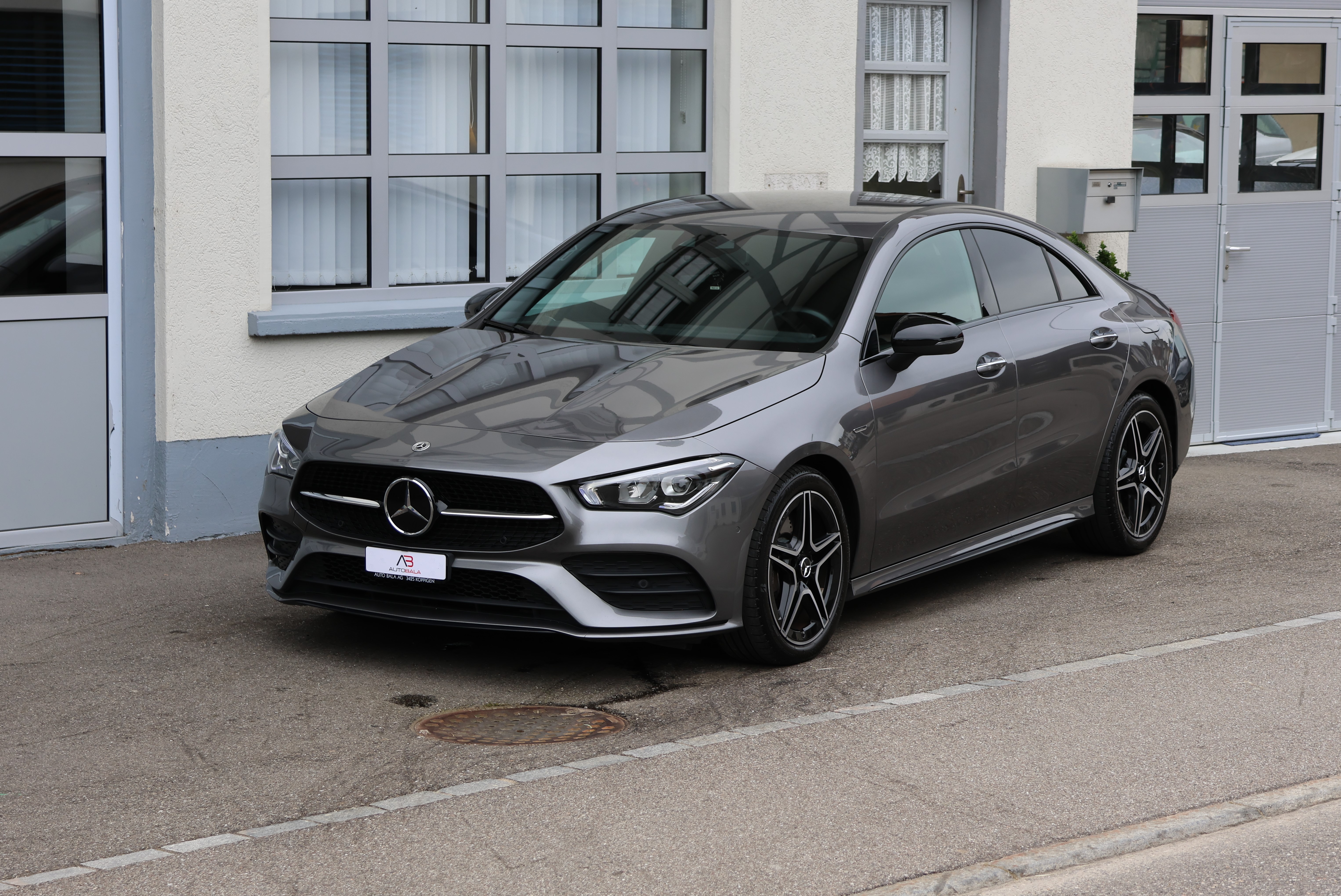 MERCEDES-BENZ CLA 250 AMG Line 7G-DCT (CH)