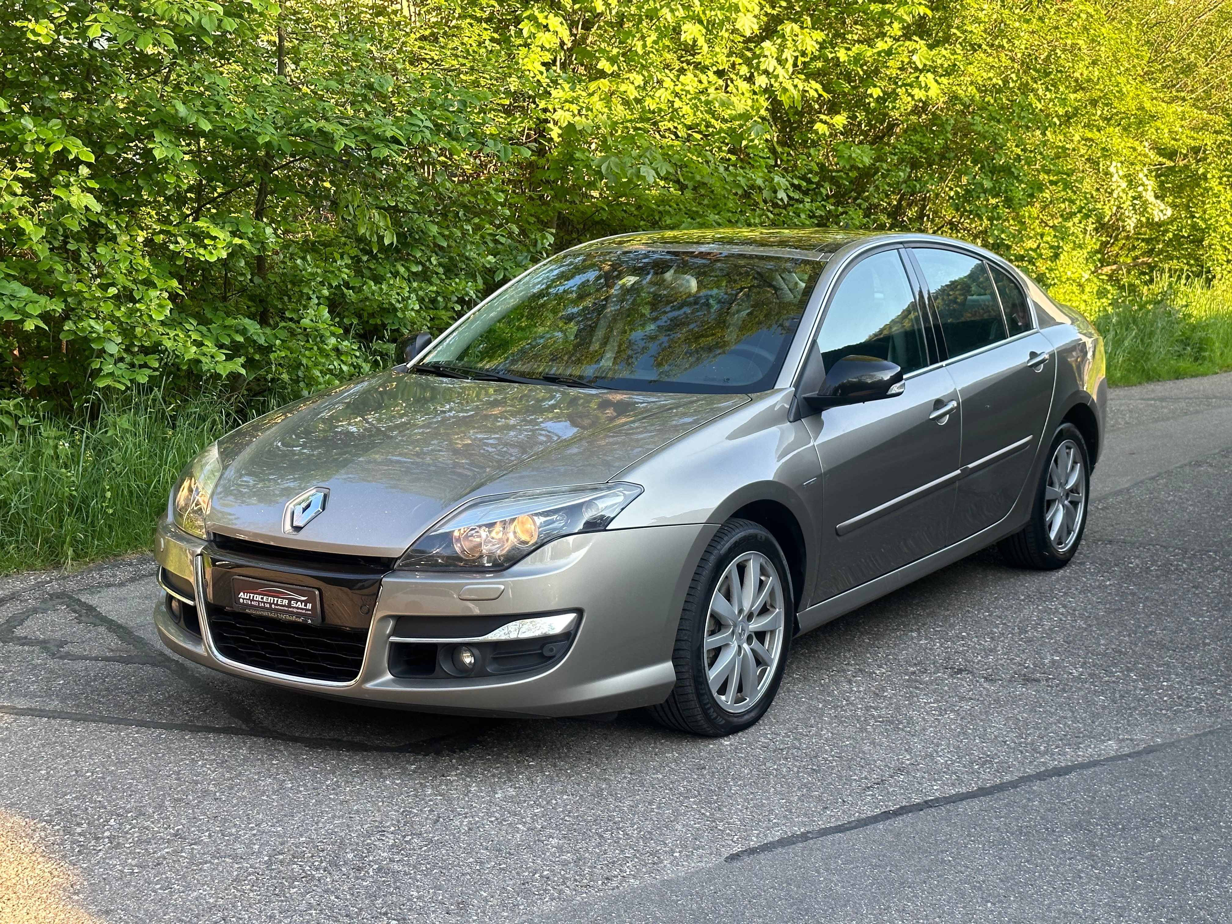 RENAULT Laguna 2.0 16V T Laguna.ch Automatic