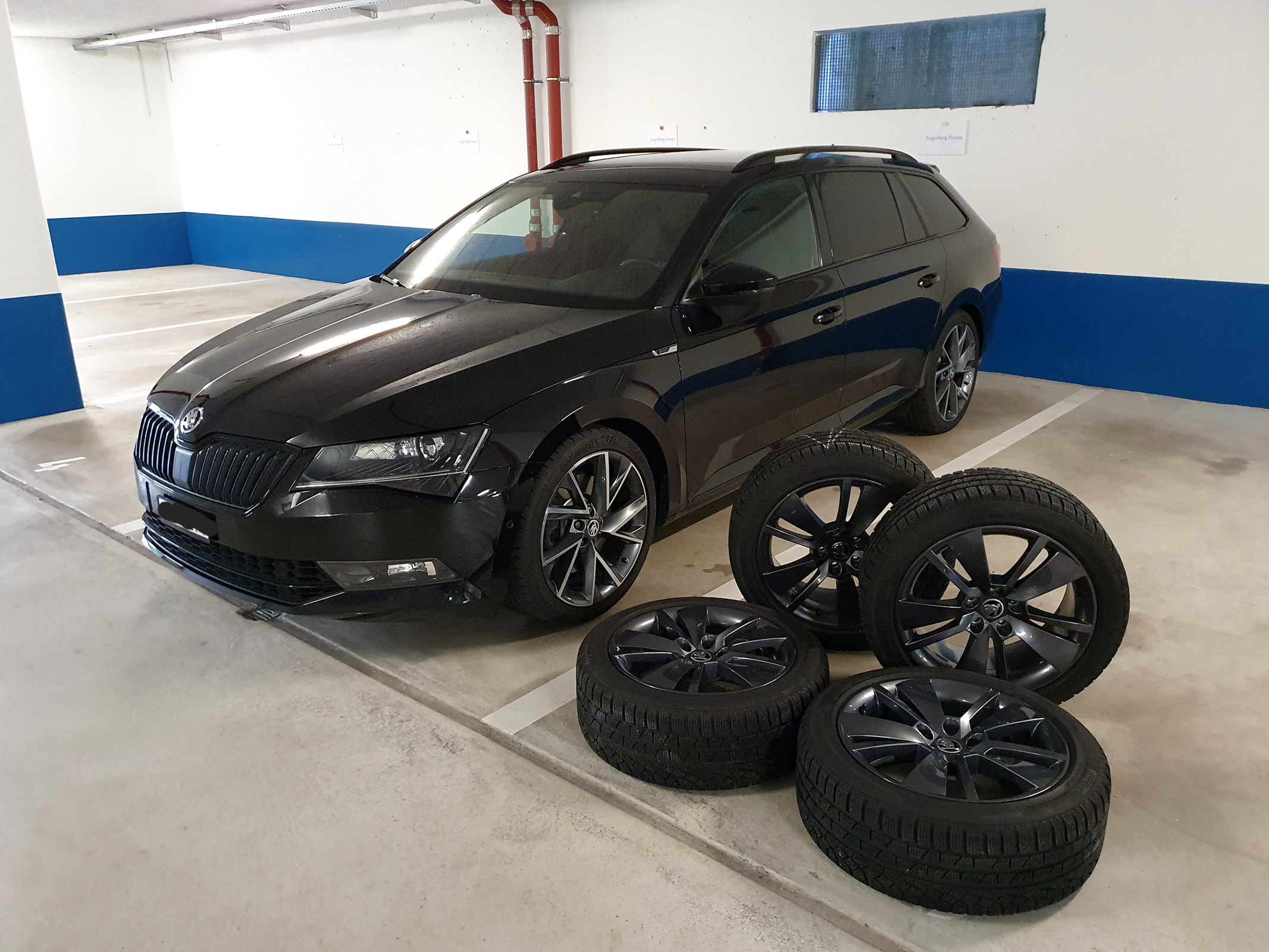 SKODA Superb Combi 2.0 TSI SportLine+ DSG 4x4