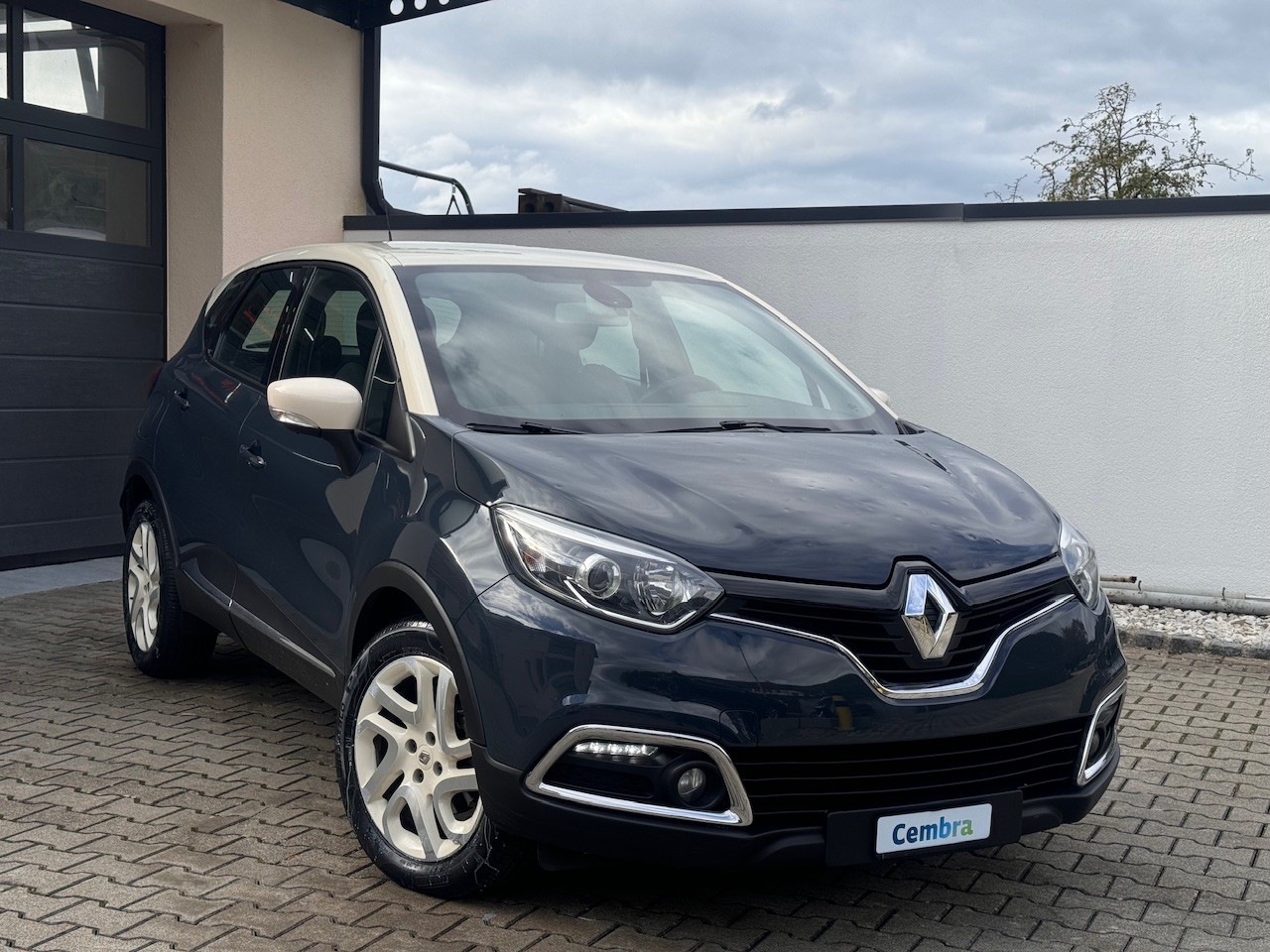 RENAULT Captur 1.2 T 16V Privilège EDC