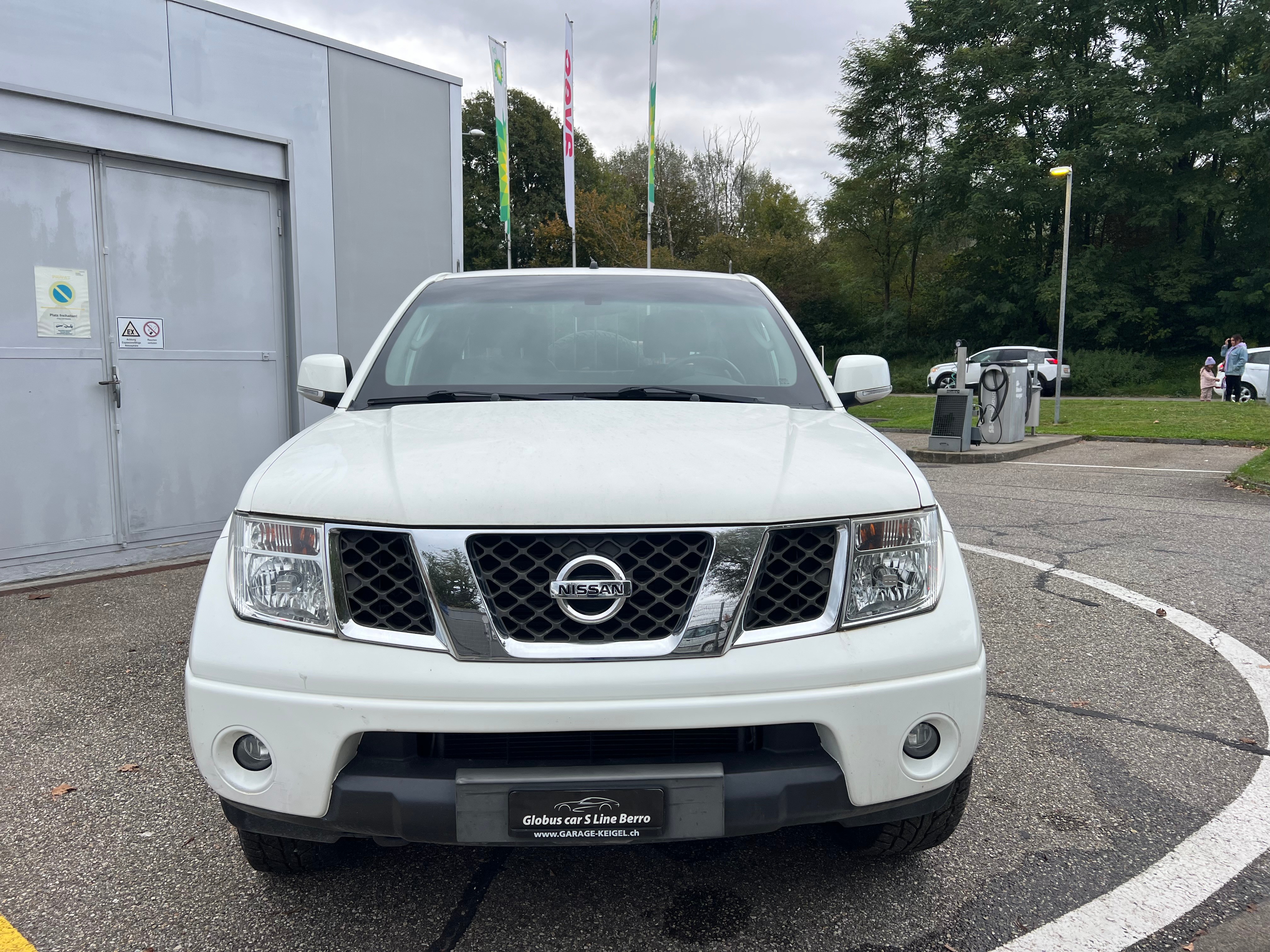 NISSAN Navara King Cab LE 2.5 dCi 4WD