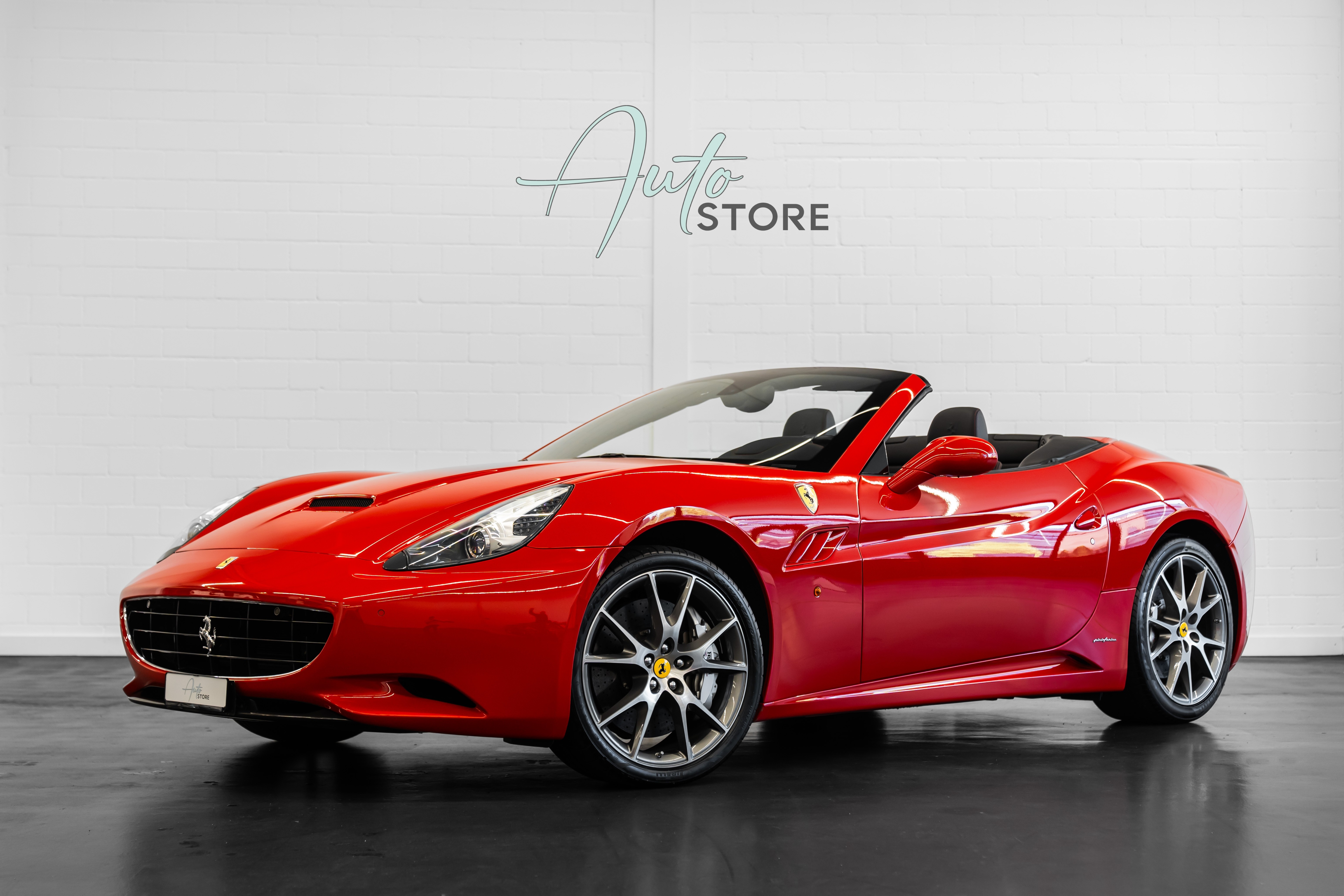 FERRARI California 4.3 V8