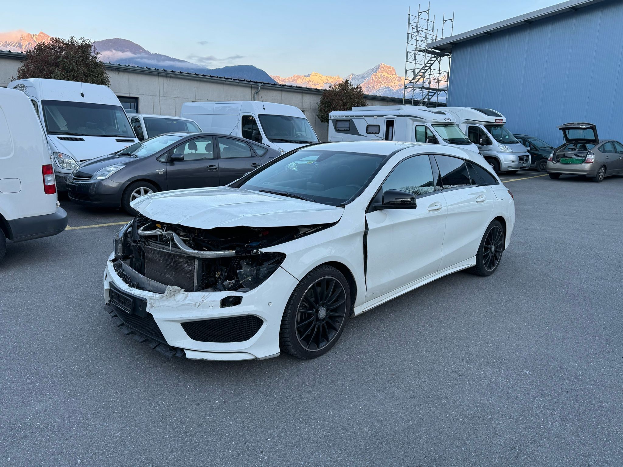 MERCEDES-BENZ CLA Shooting Brake 220 CDI Urban 7G-DCT