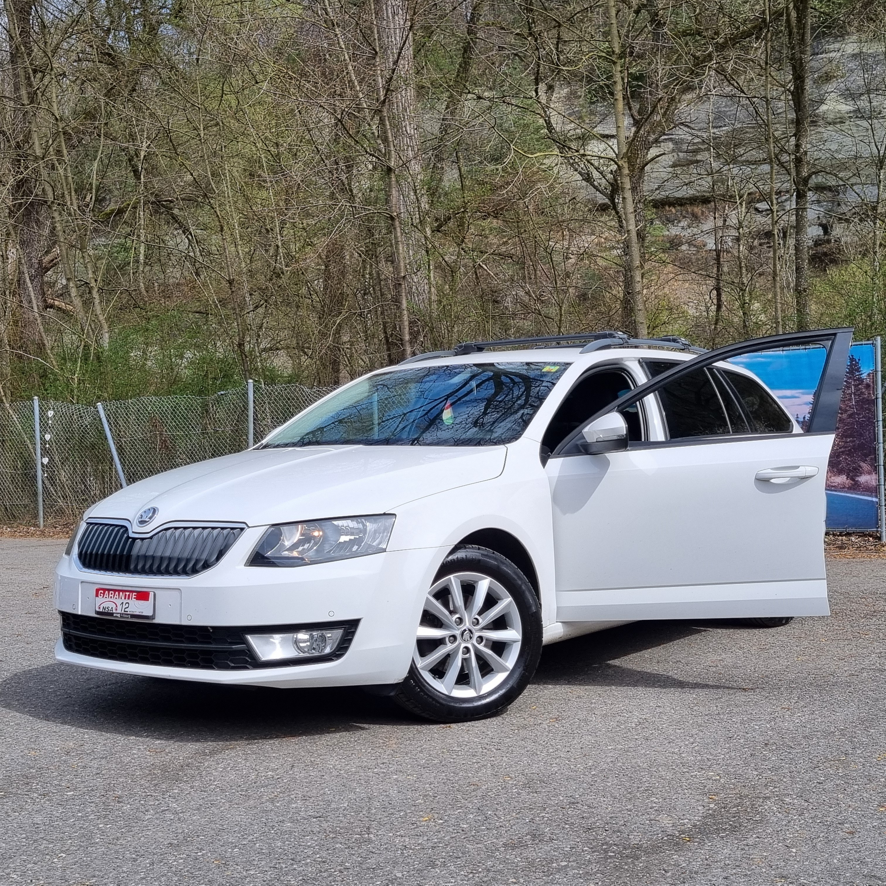 SKODA Octavia Combi 2.0 TDI 4x4 Frisch Ab MFK und Service 28.03.24