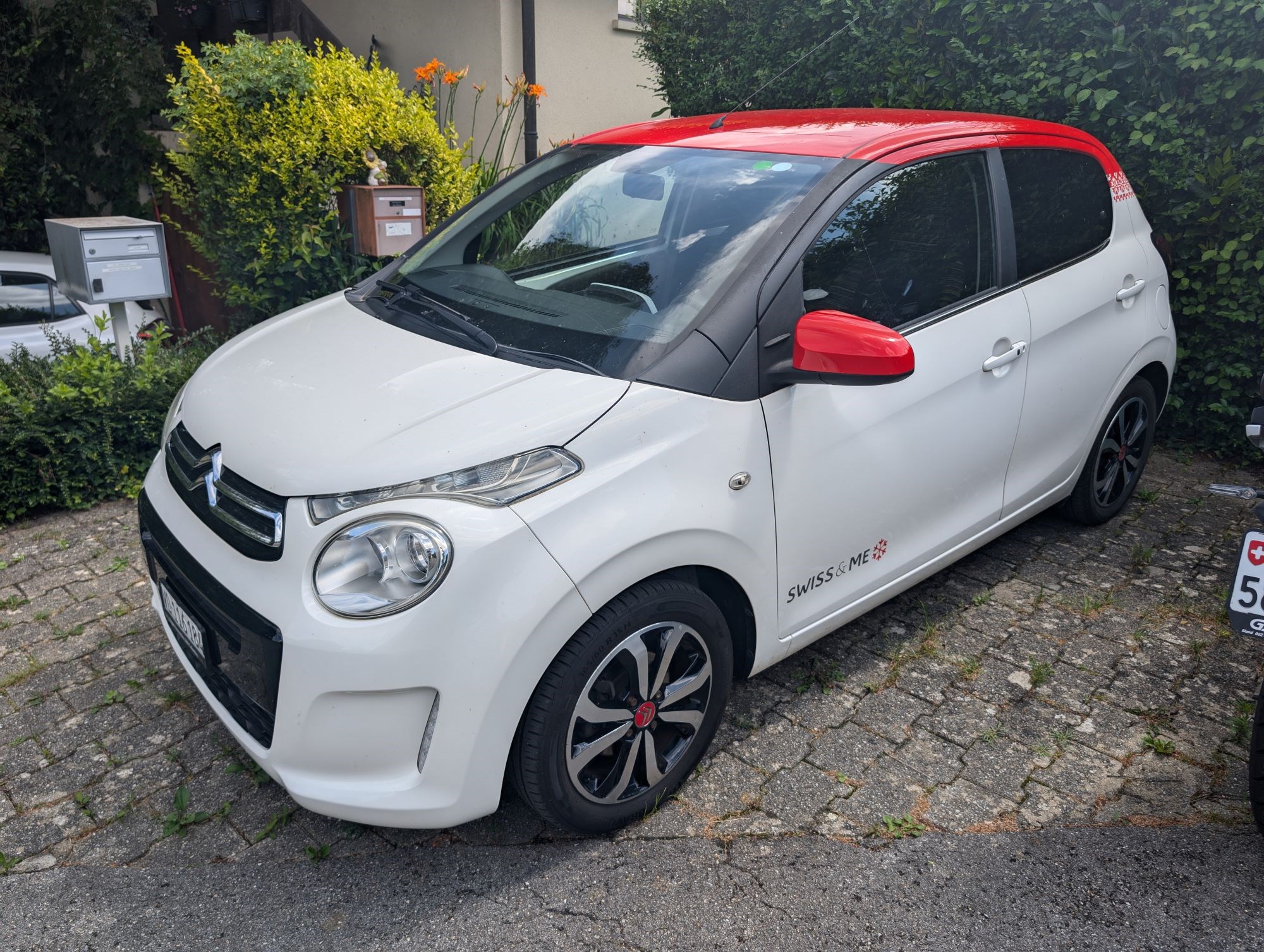 CITROEN C1 1.2 VTi Swiss&Me