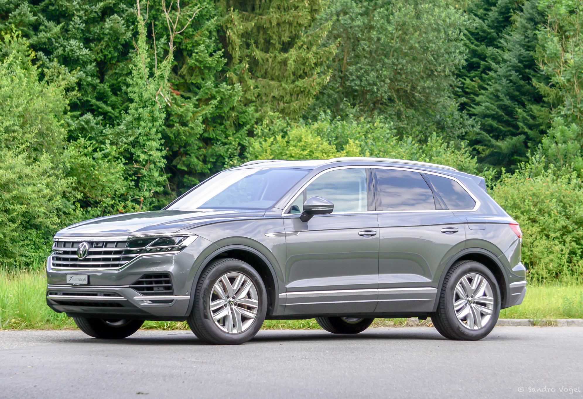 VW Touareg 3.0 TSI eHybrid Elegance Tiptronic