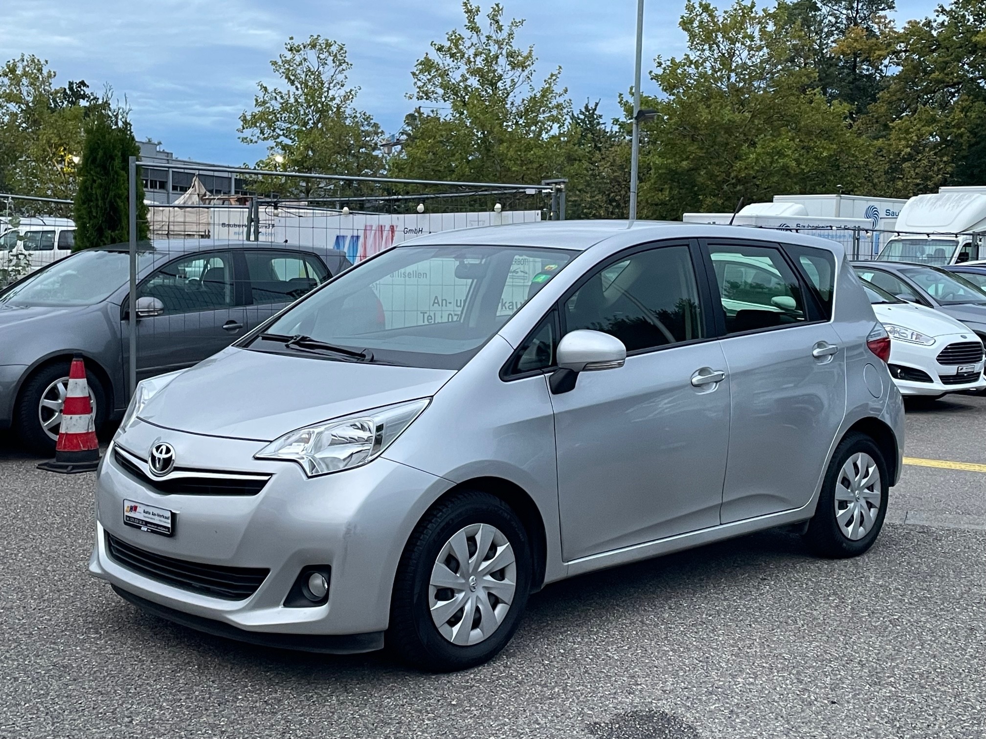 TOYOTA Verso-S 1.33 Linea Luna Multidrive S Frisch ab MFK / 1.Hand / Garantie