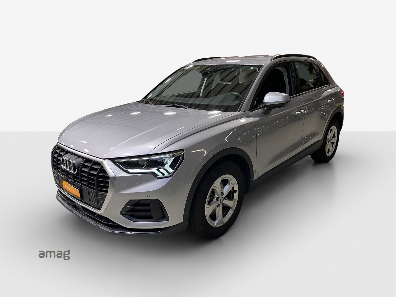 AUDI Q3 35 TFSI Attraction S-tronic