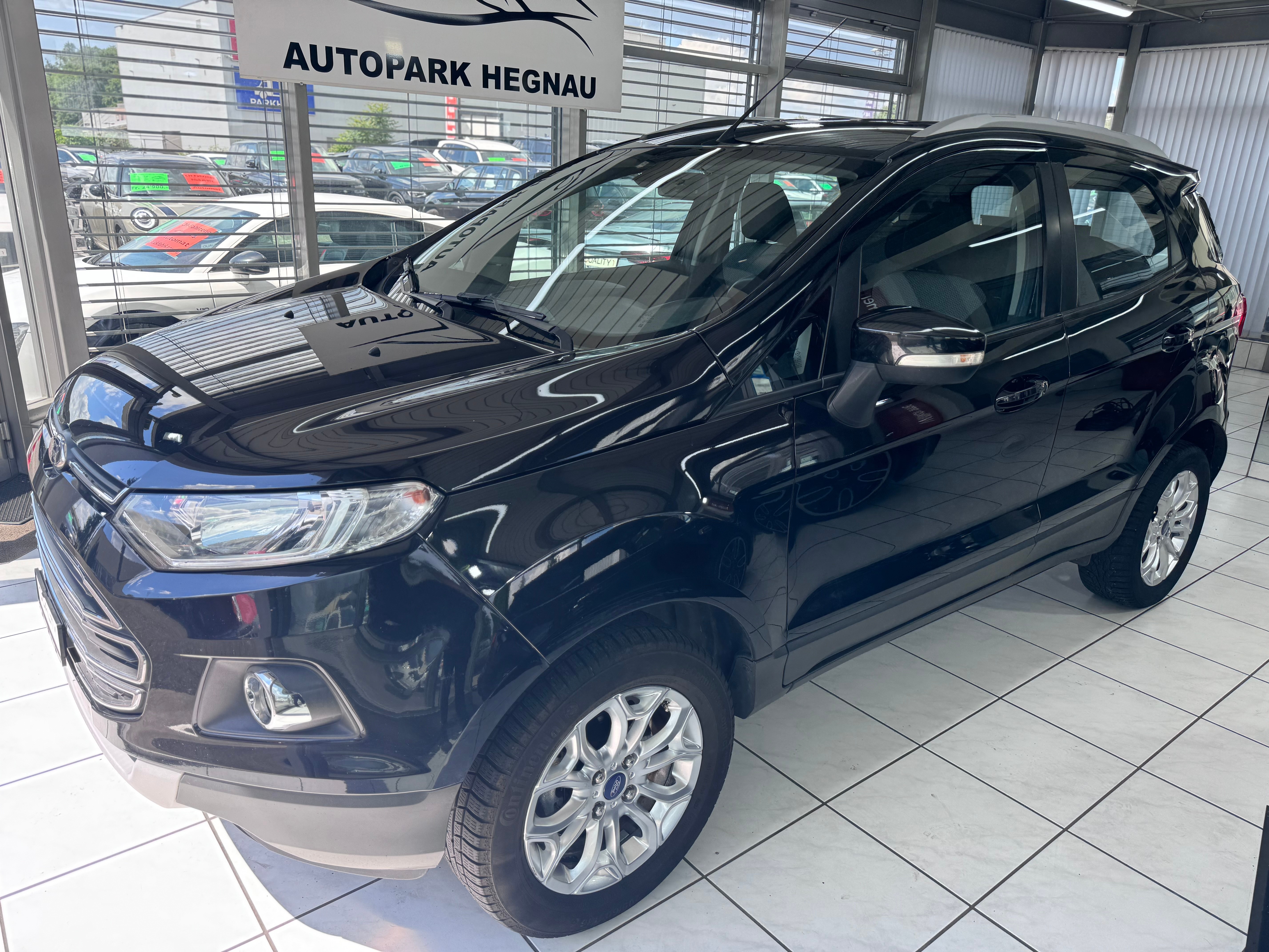 FORD EcoSport 1.0 SCTi Titanium