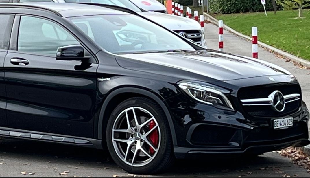 MERCEDES-BENZ GLA 45 AMG 4Matic 7G-DCT