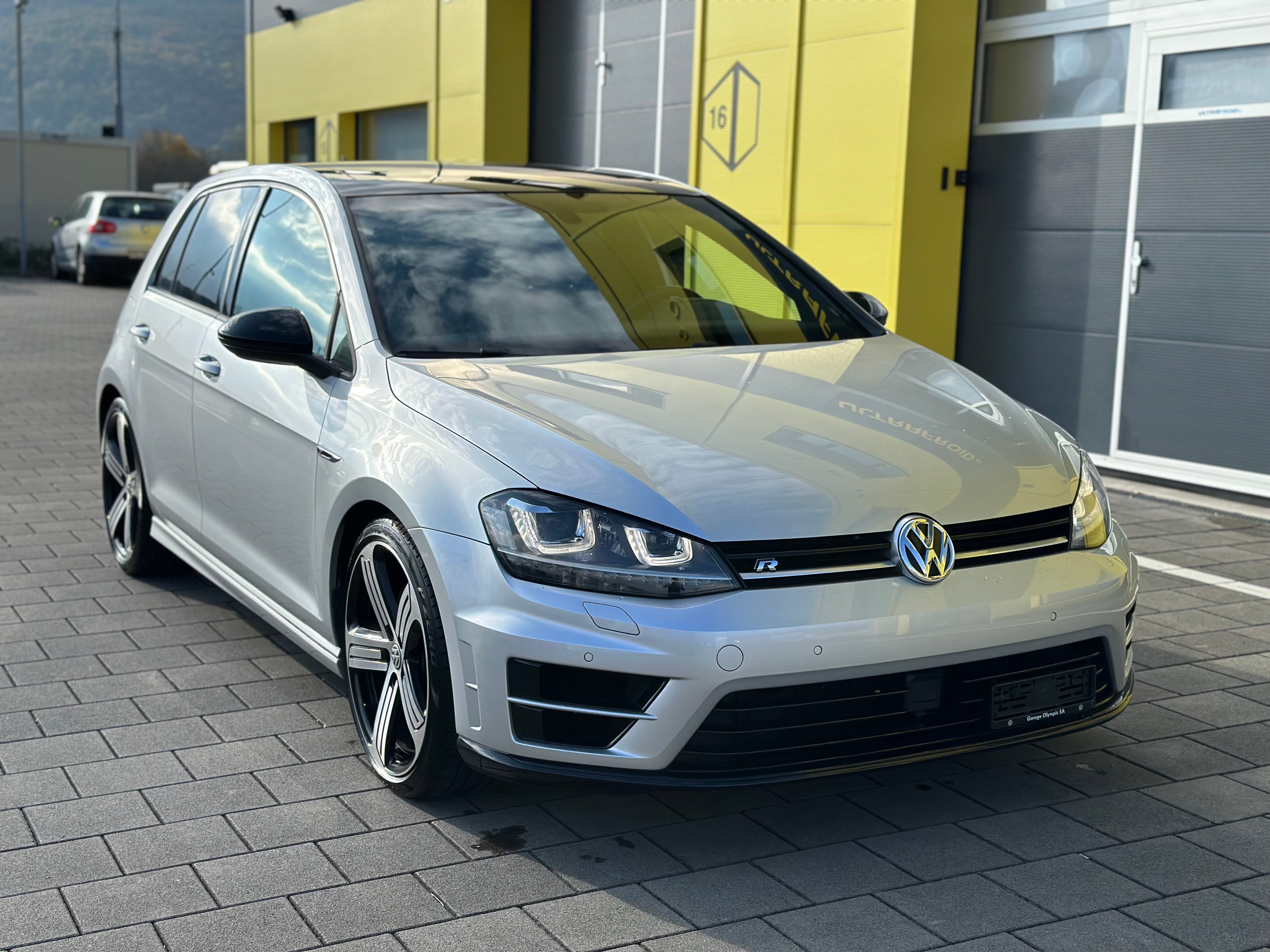 VW Golf 2.0 TSI R 4Motion DSG