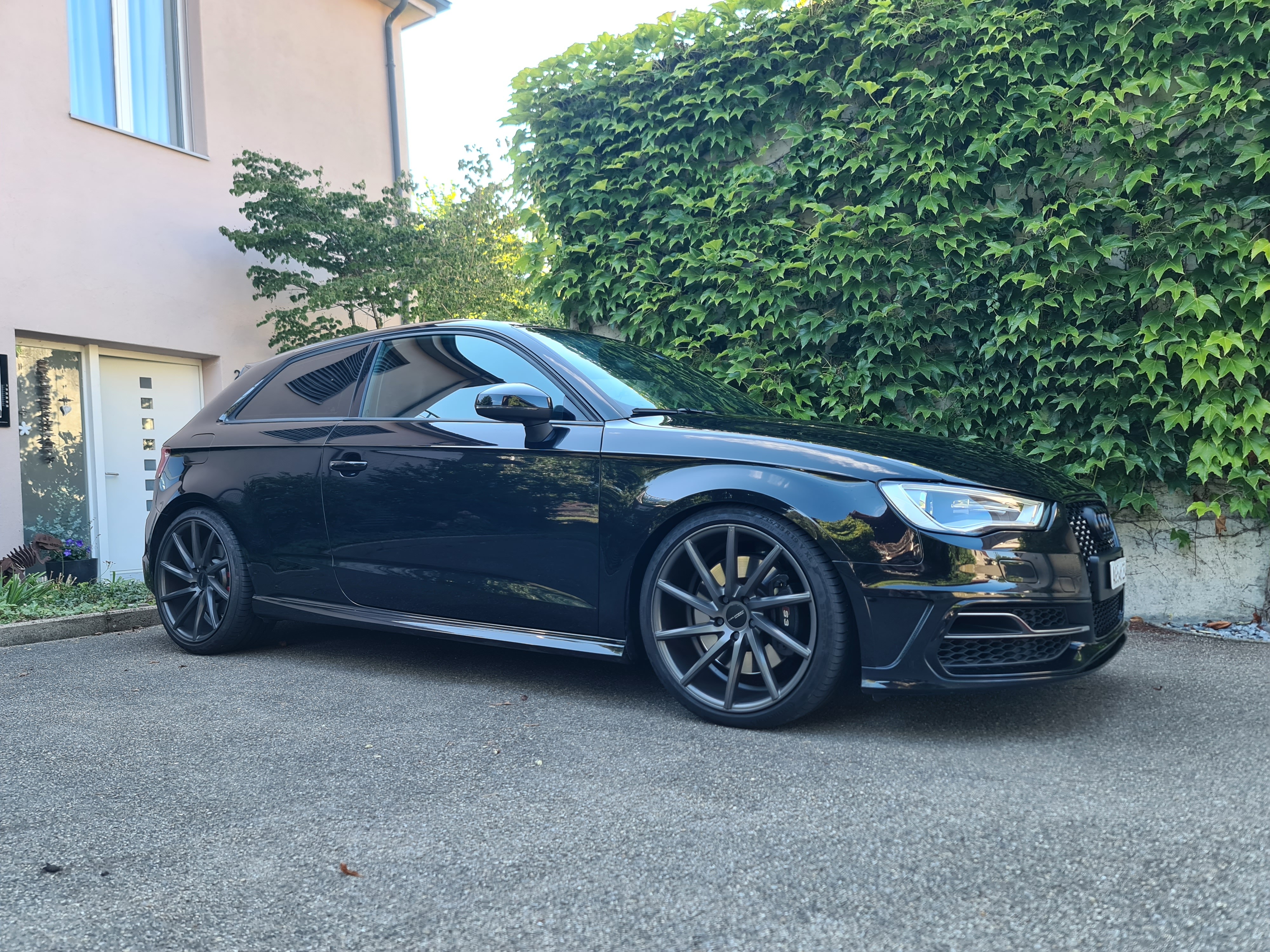 AUDI S3 2.0 TFSI quattro S-tronic