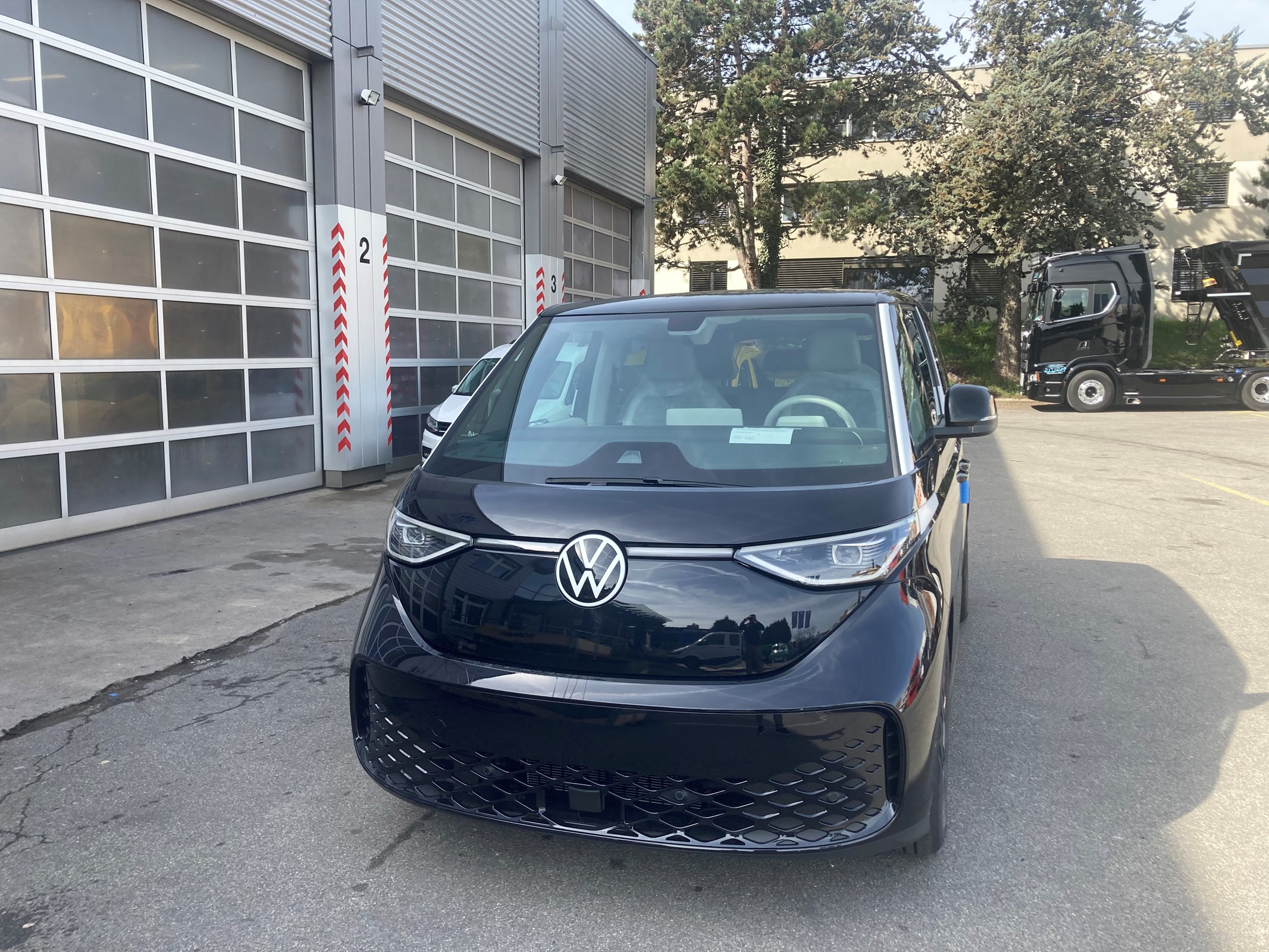 VW ID.Buzz Pro